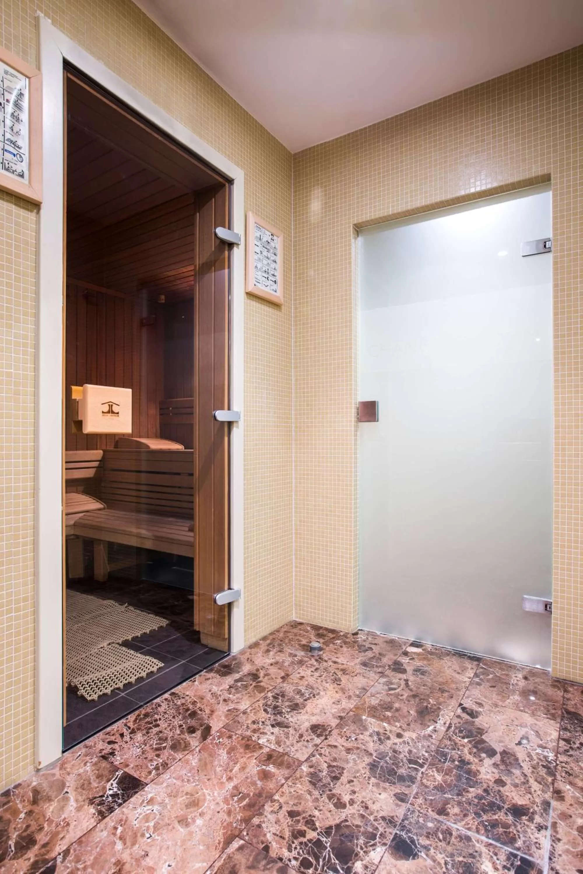 Sauna in Radisson Blu Style Hotel, Vienna