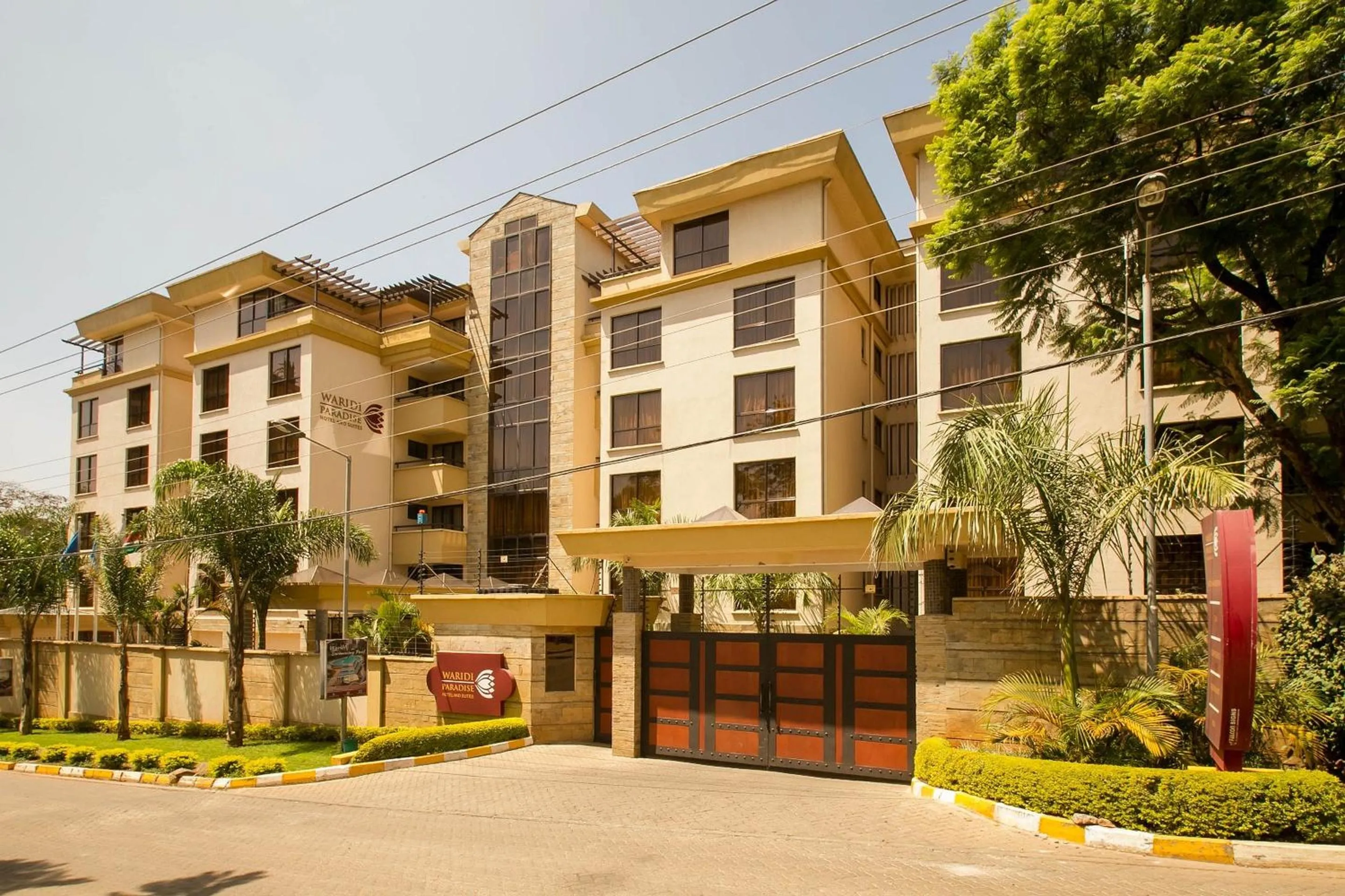 Property building in Waridi Paradise Hotel and Suites