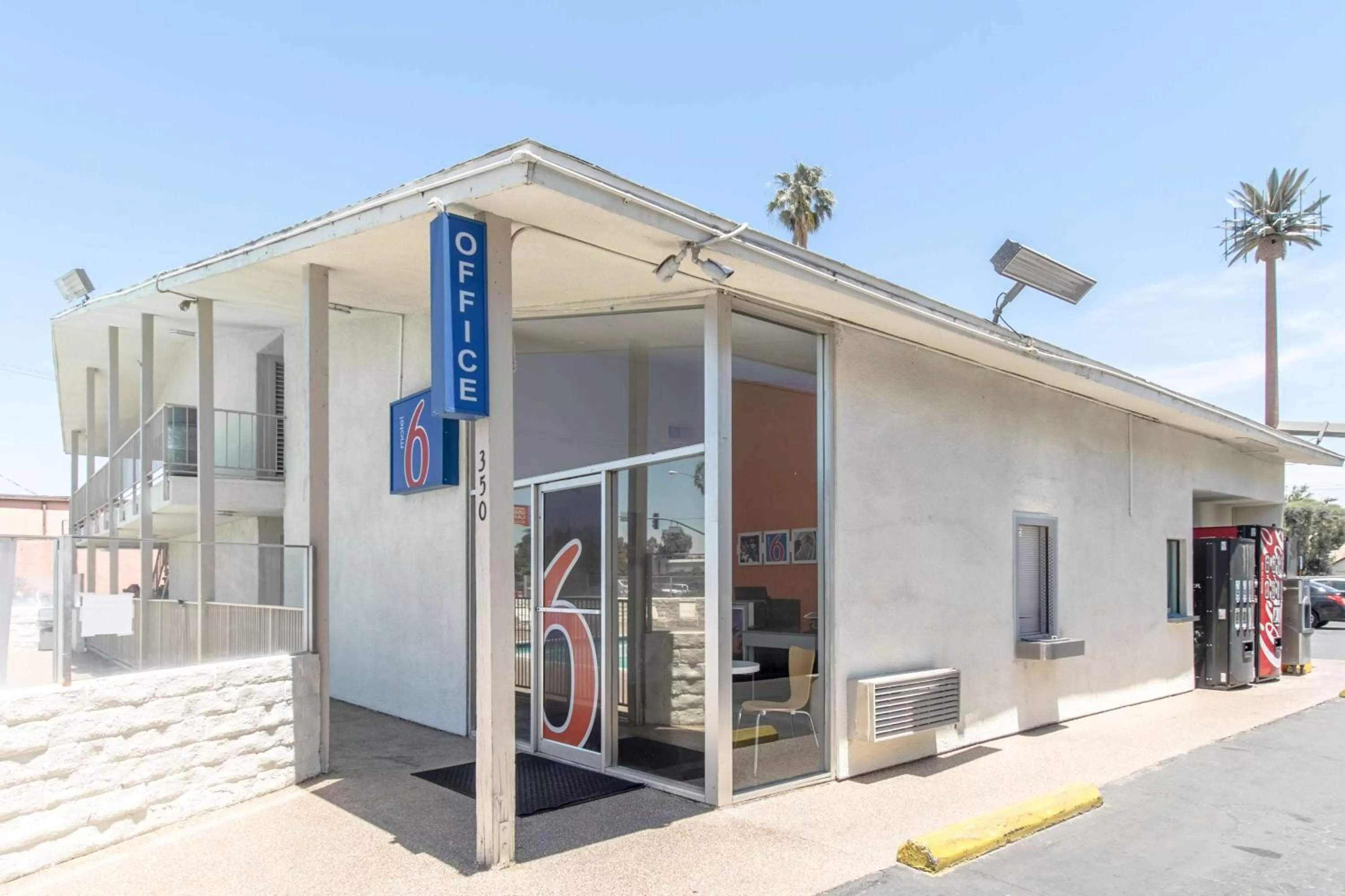 Property building in Motel 6 Bakersfield