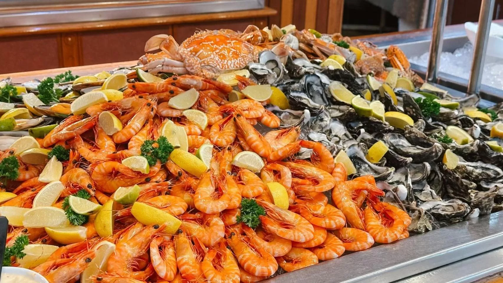 Restaurant/places to eat in Acacia Court Hotel