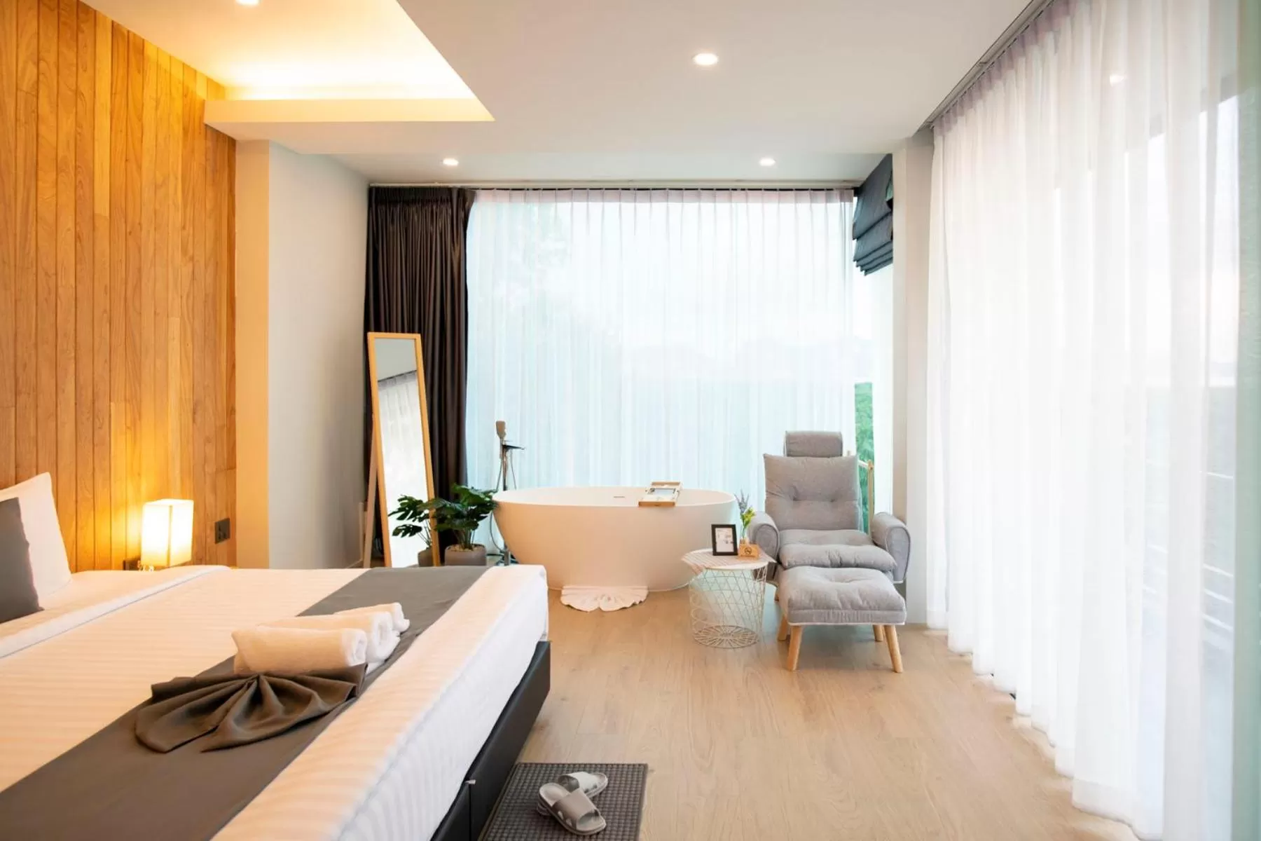 Bedroom, Bed in Ao Luek Panoramic Pool-SHA Plus