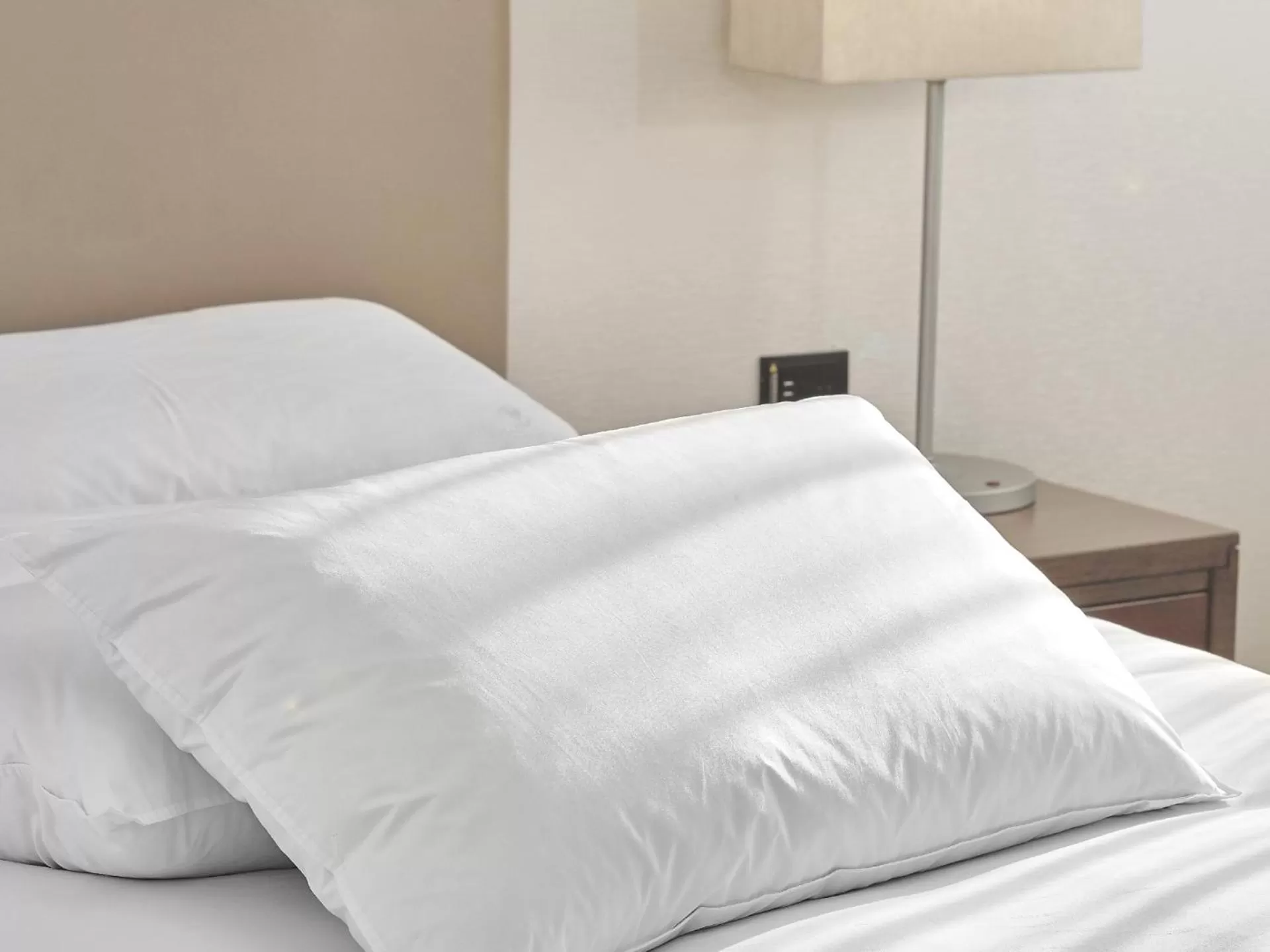 Bedroom, Bed in Windsor Hotel Taichung