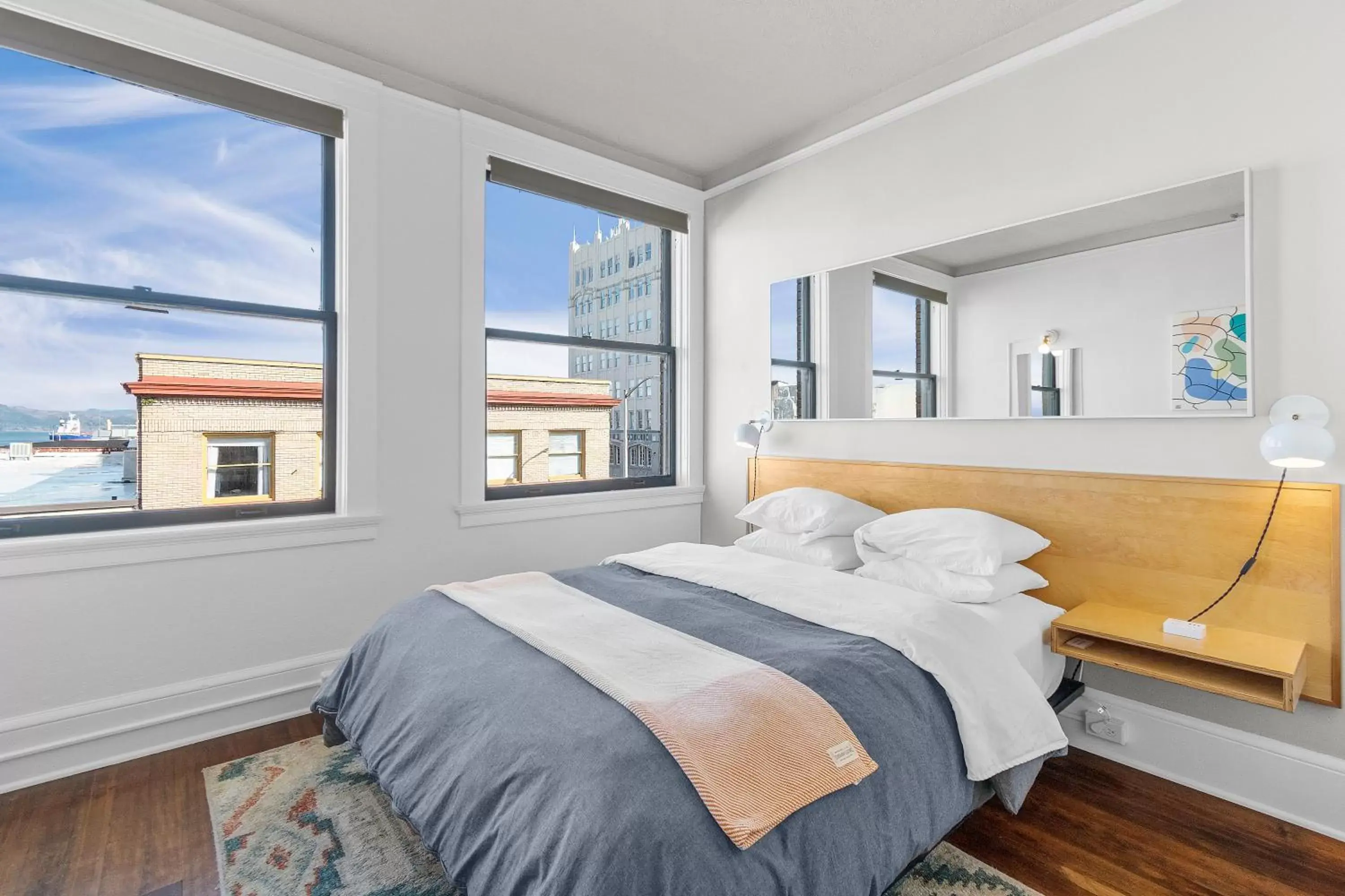 Double Room with Shared Bathroom in Norblad Hotel Double Room with Shared Bathroom in Norblad Hotel