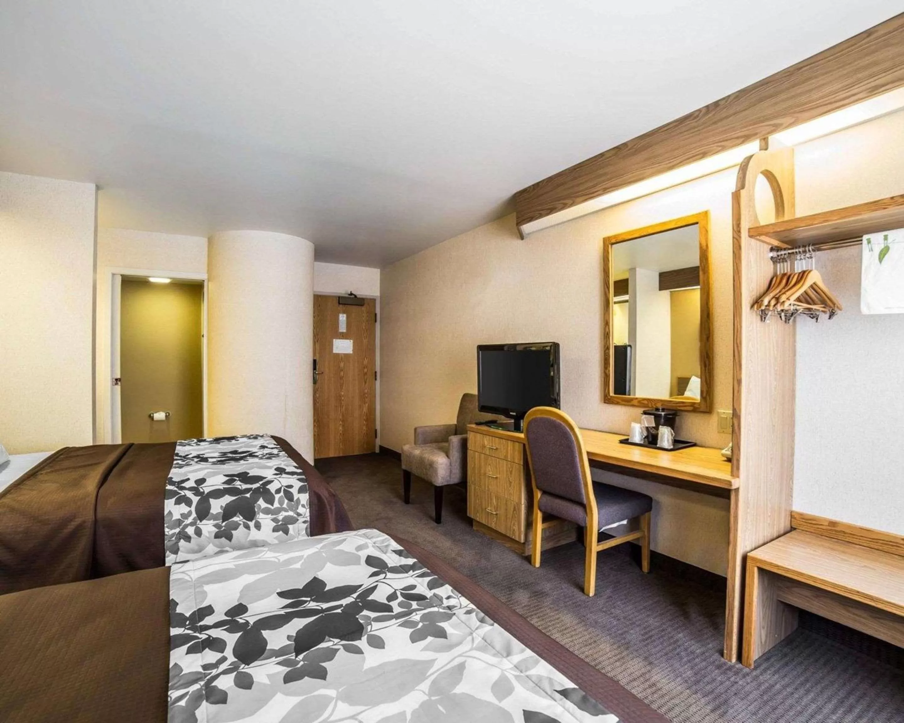 Photo of the whole room, Bed in Quality Inn Moab Slickrock Area