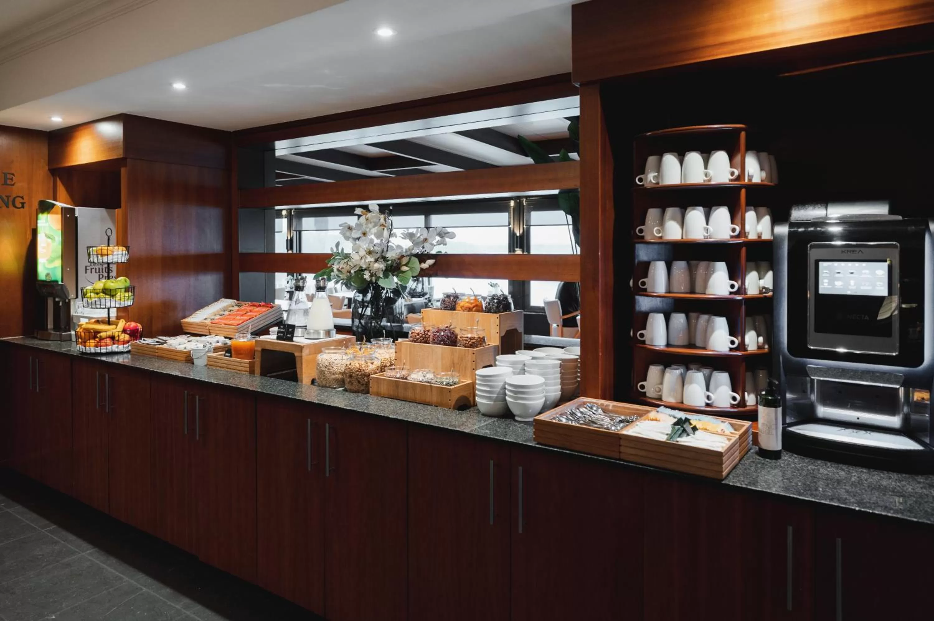 Buffet breakfast in Van der Valk Hotel Saint-Aygulf