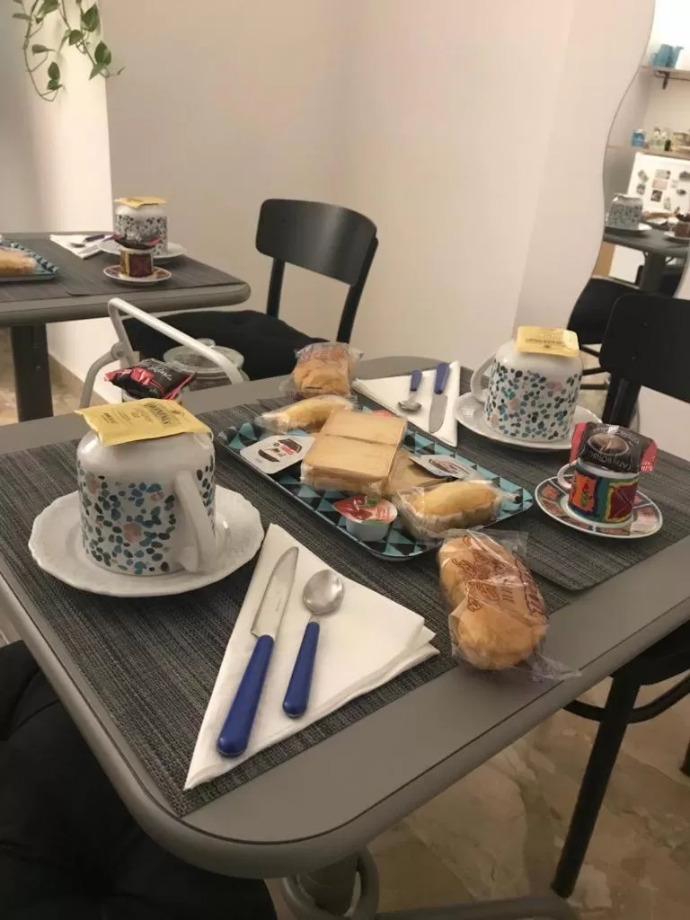 Food and drinks in B&B La Terrazza Near The Beach