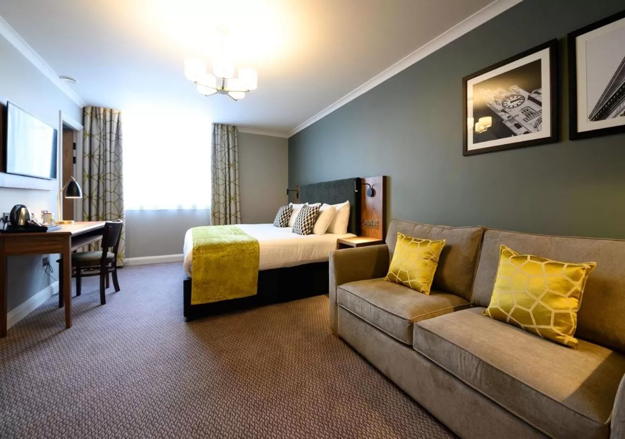 Bed in All Bar One by Innkeeper's Collection