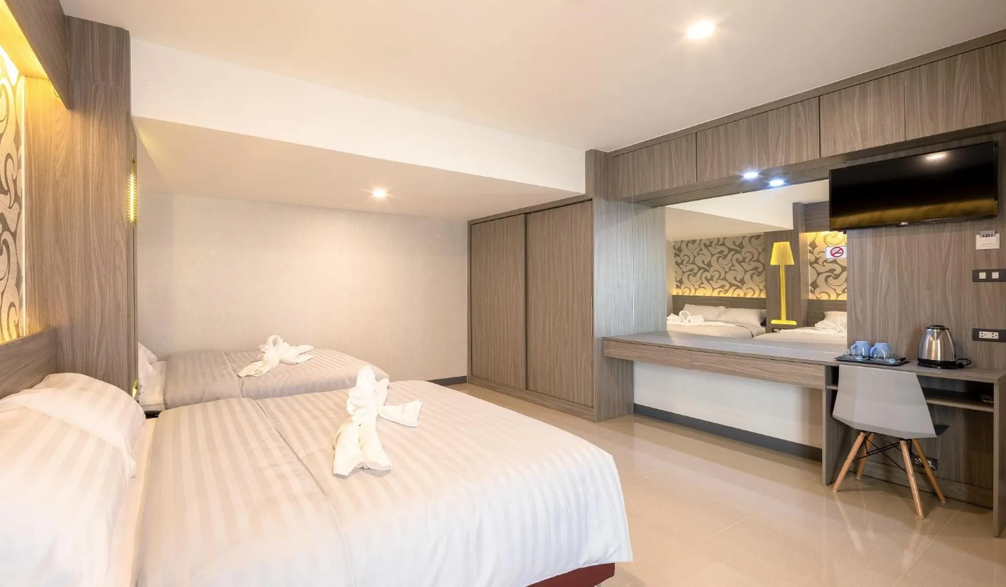 Bed in Sound@sleep Hotel