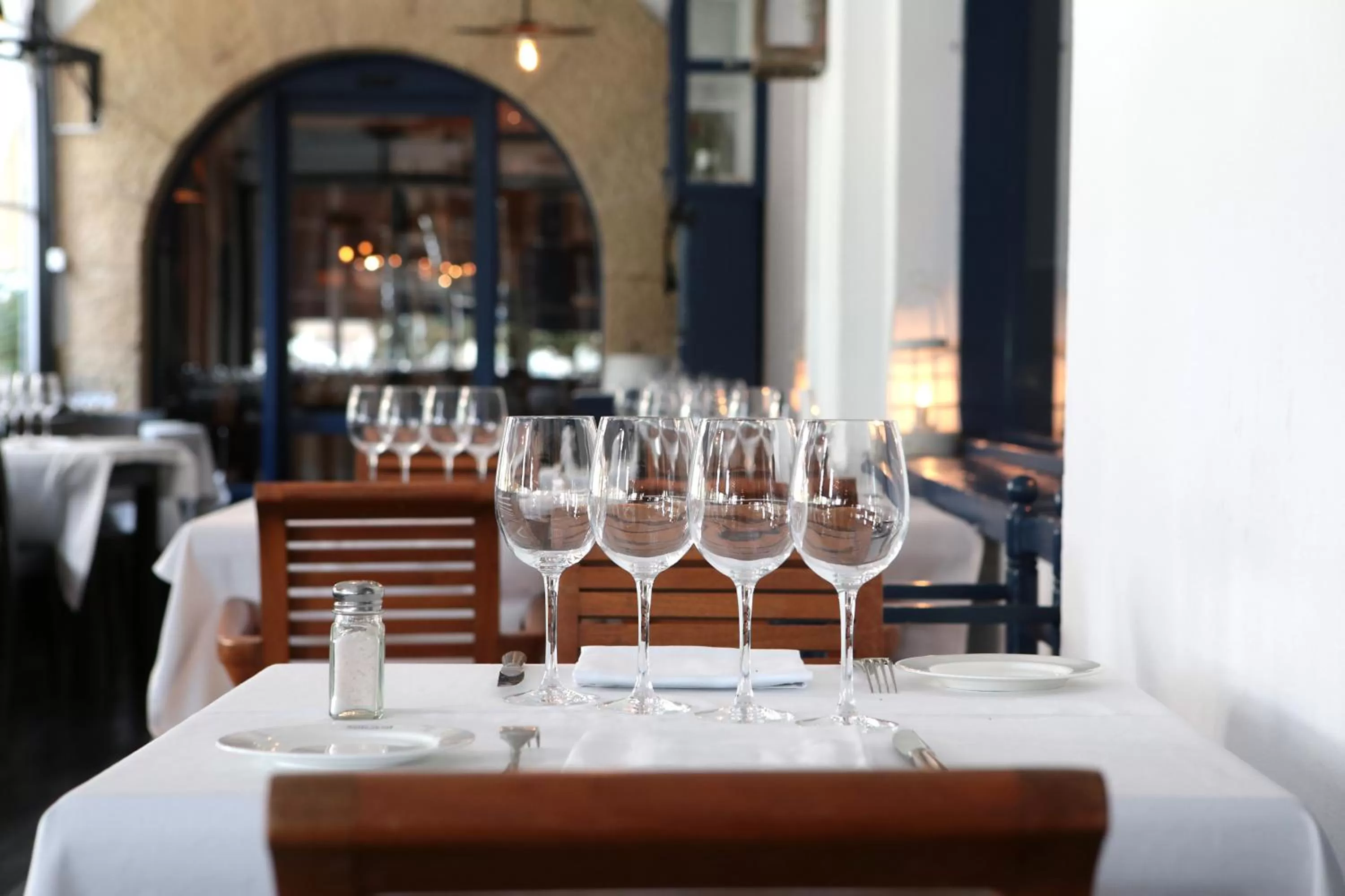 Restaurant/places to eat in Hotel Trias