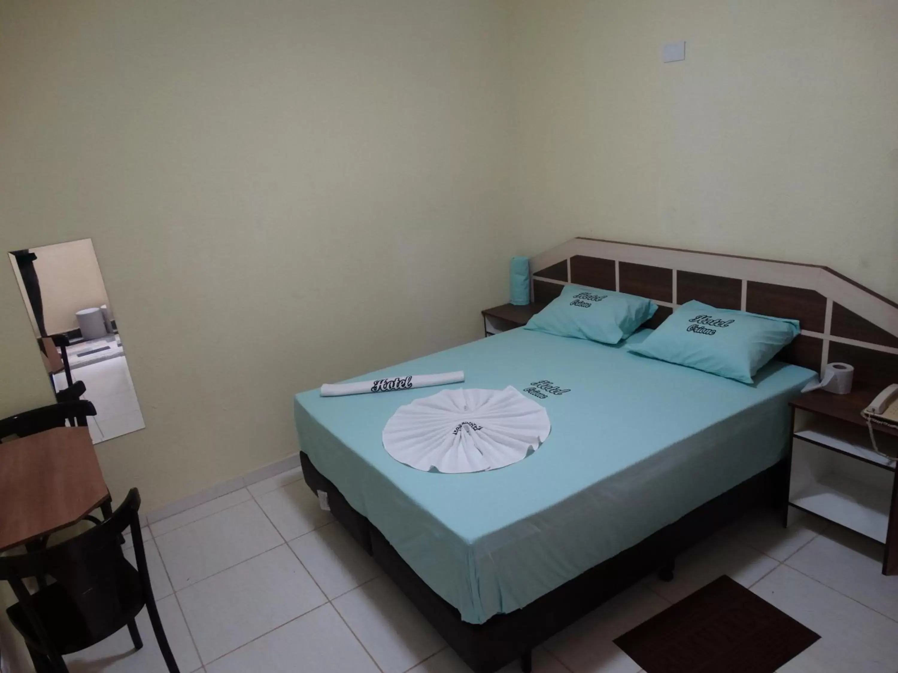 Classic Single Room in Hotel Praça Orione Classic Single Room in Hotel Praça Orione