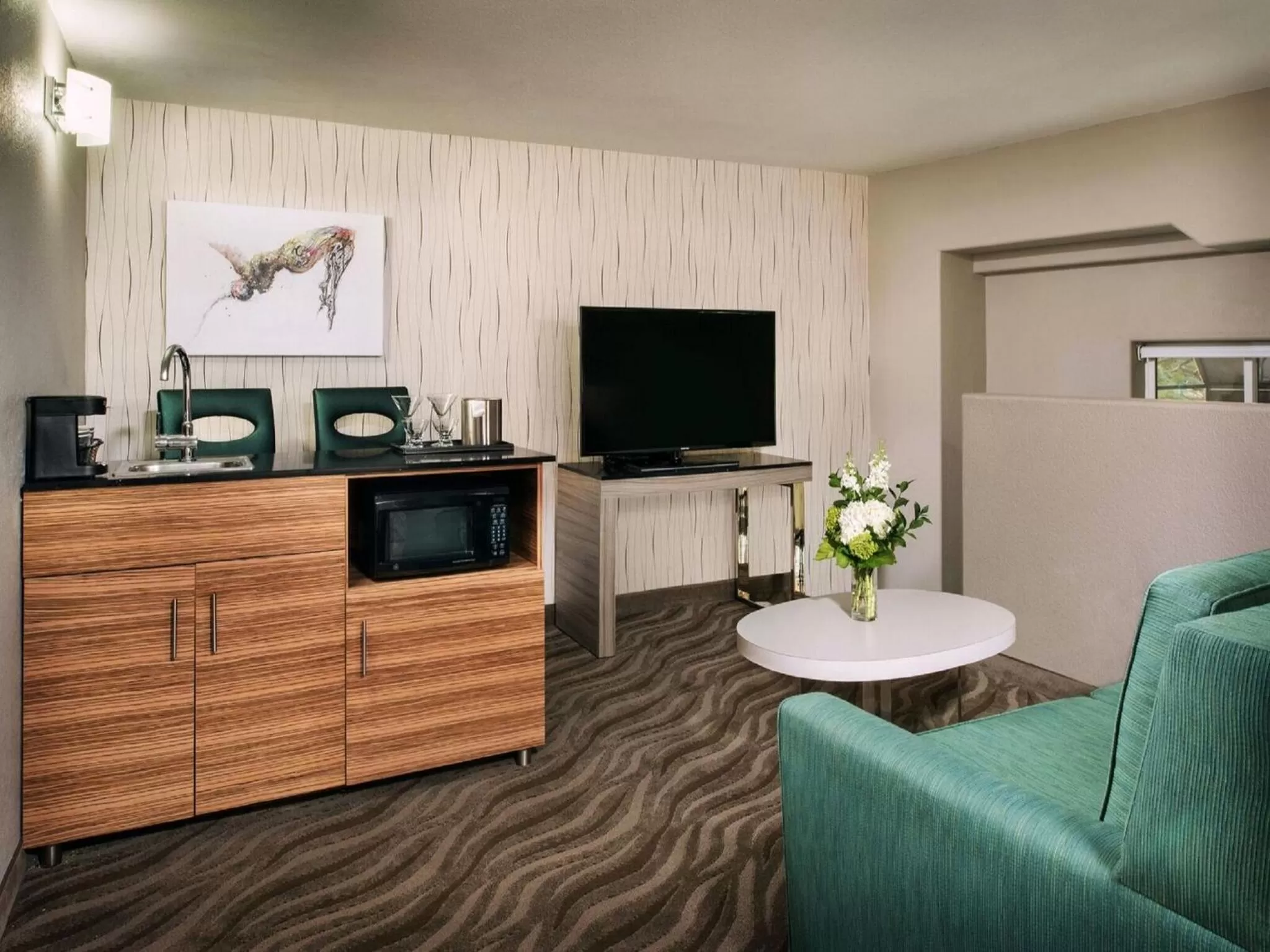 Bed in Porto Vista Hotel In Little Italy