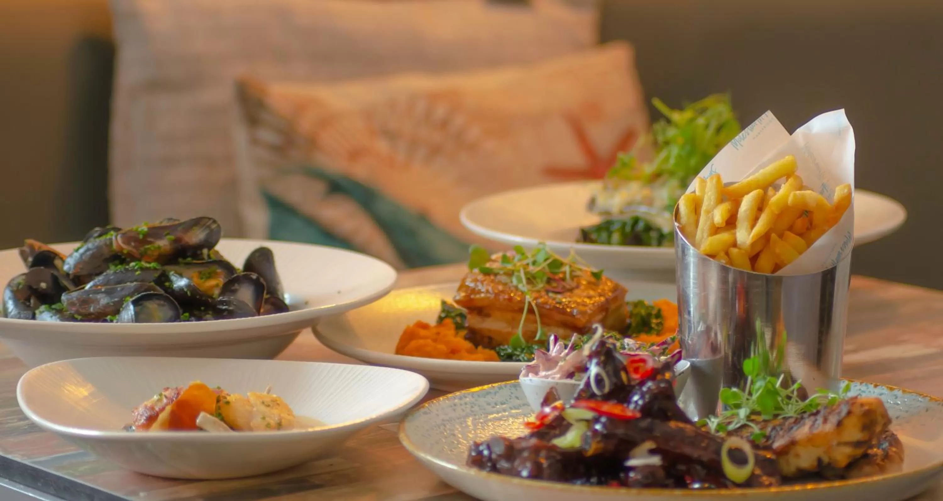 Restaurant/places to eat in Molesworth Arms