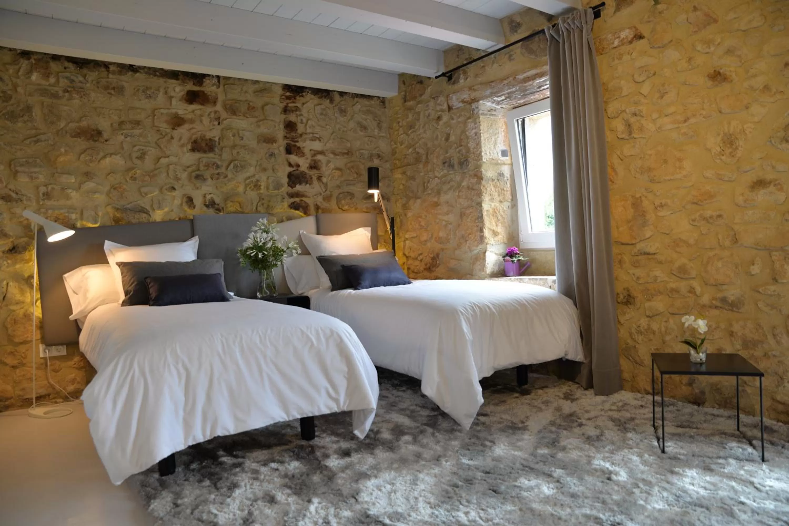 Bed in Hotel Garaiko Landetxea