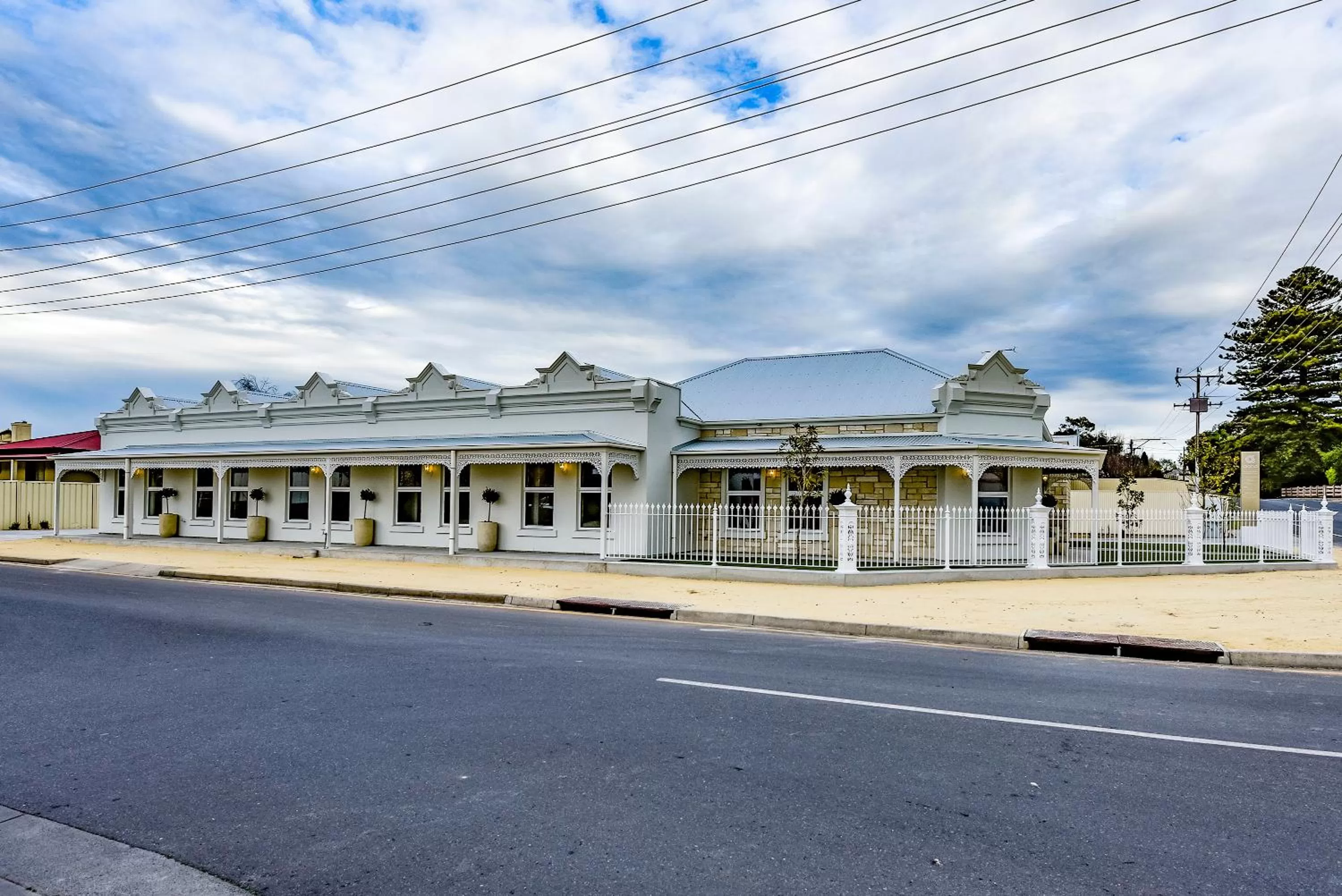 Property building in Aloha Central Luxury Accommodation
