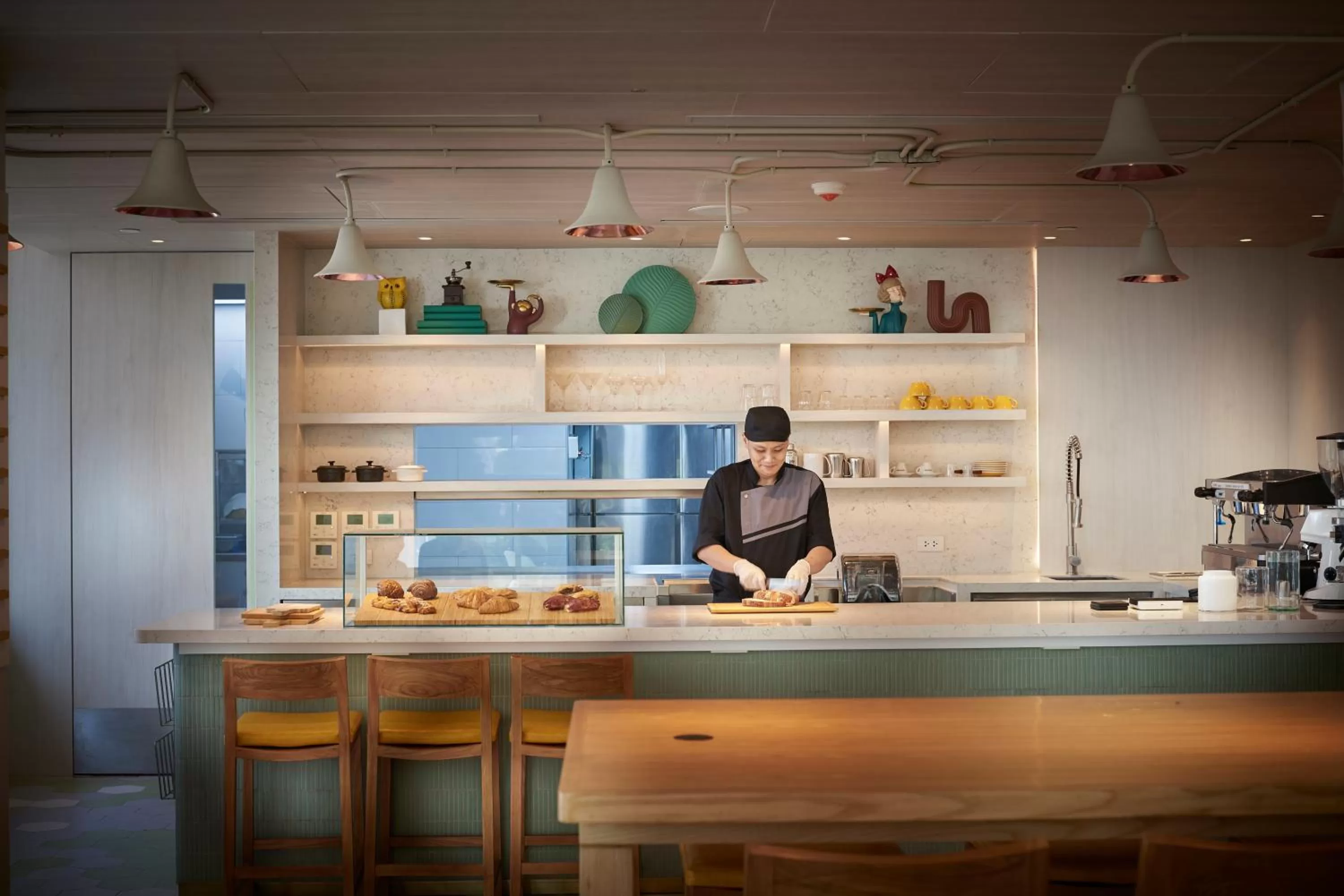 Restaurant/places to eat in Shama Yen-Akat Bangkok