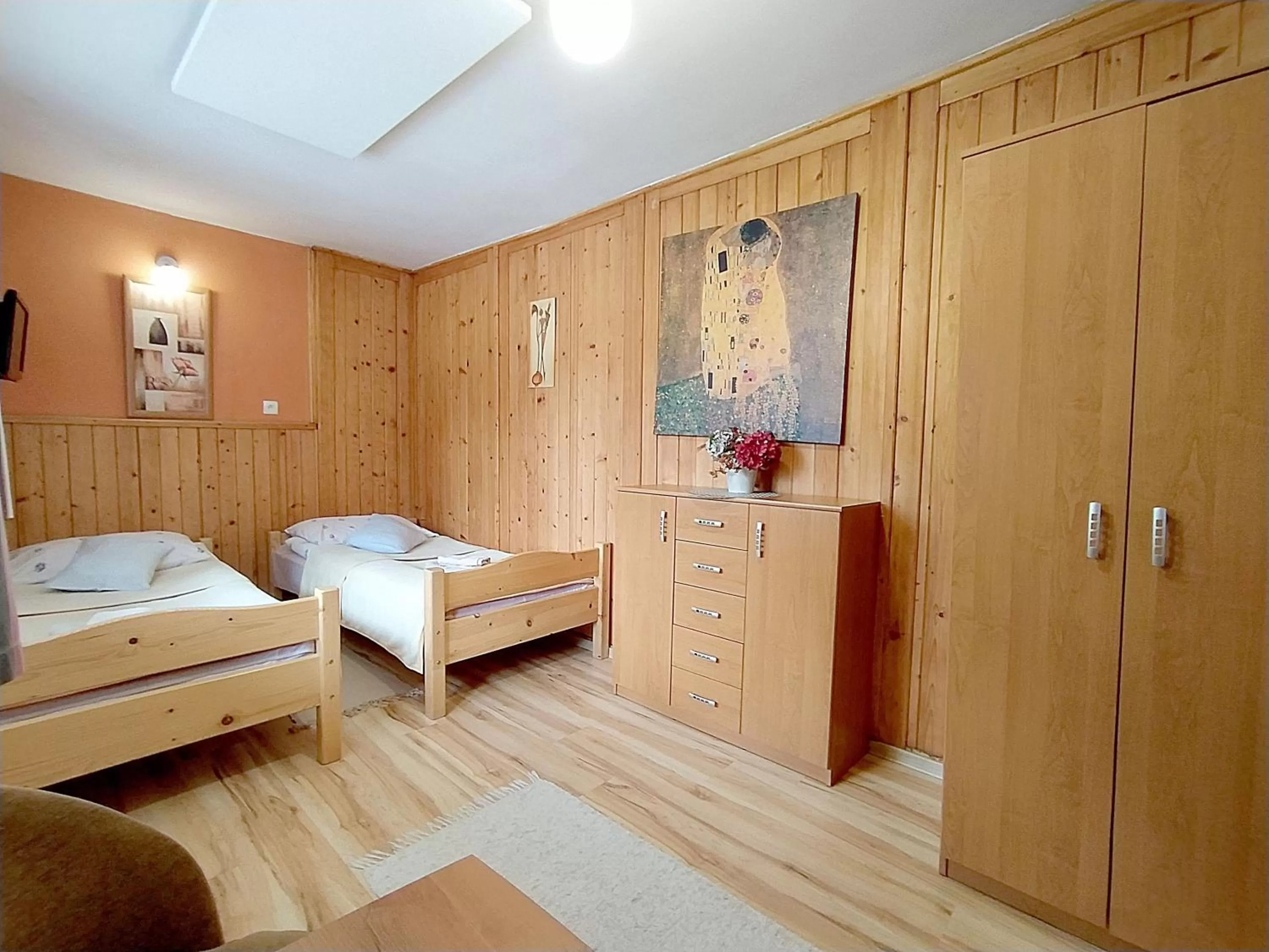 Bed in Willa Mozaika