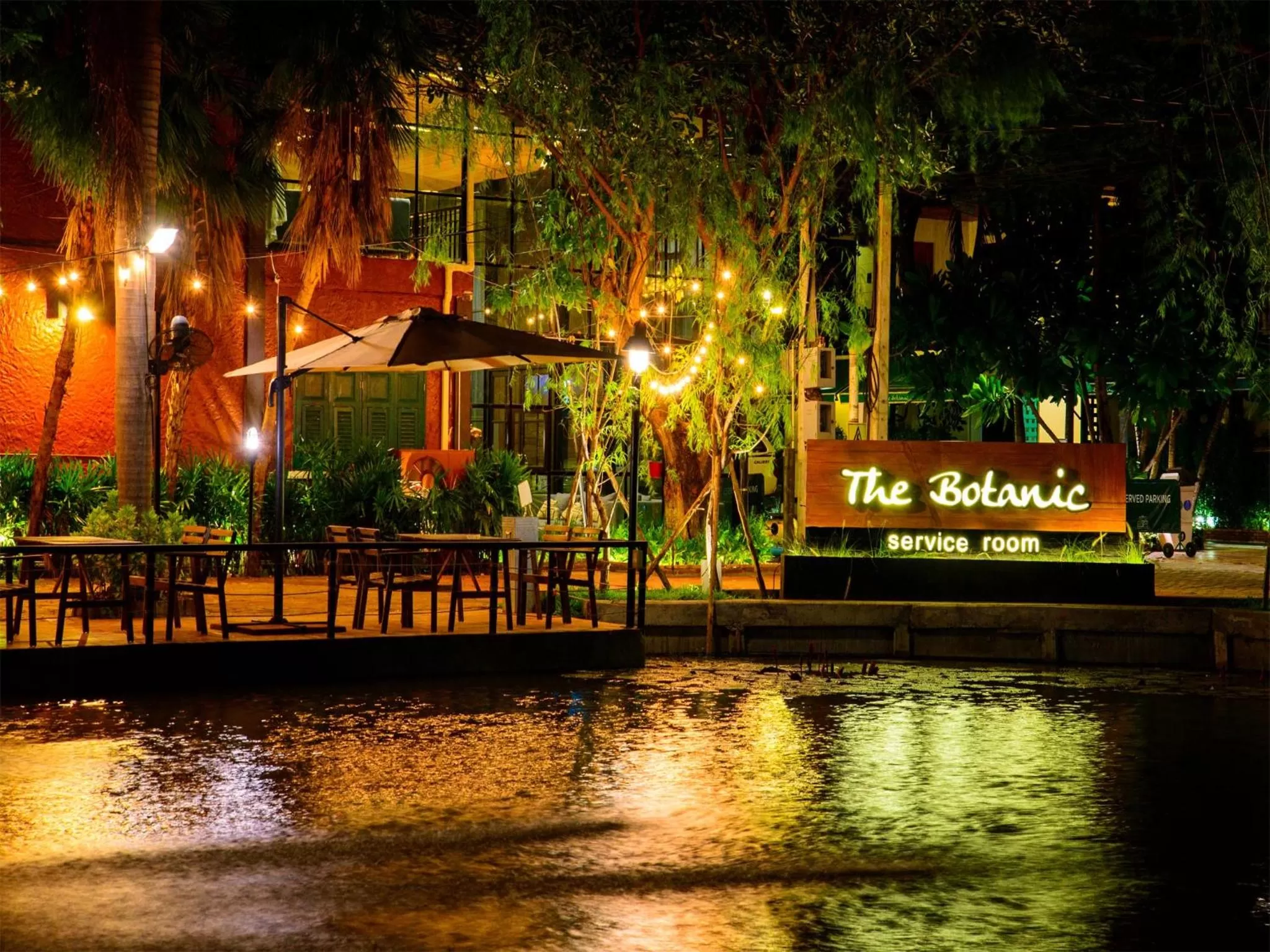 Facade/entrance in Botanic Service Room at Impact Muangthongthani - SHA Certified