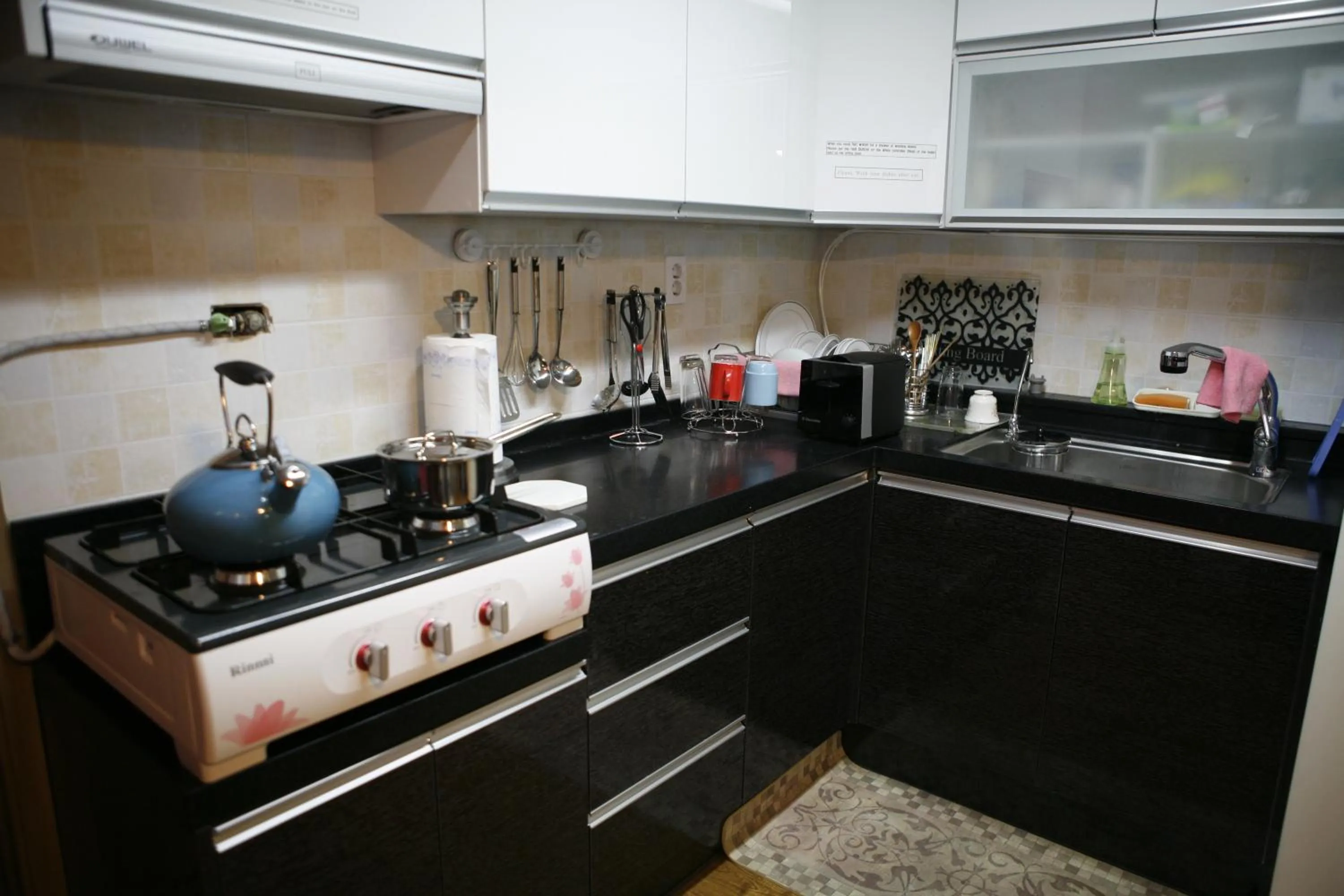 Communal kitchen in Birdsnest Hostel Hongdae Foreigner only