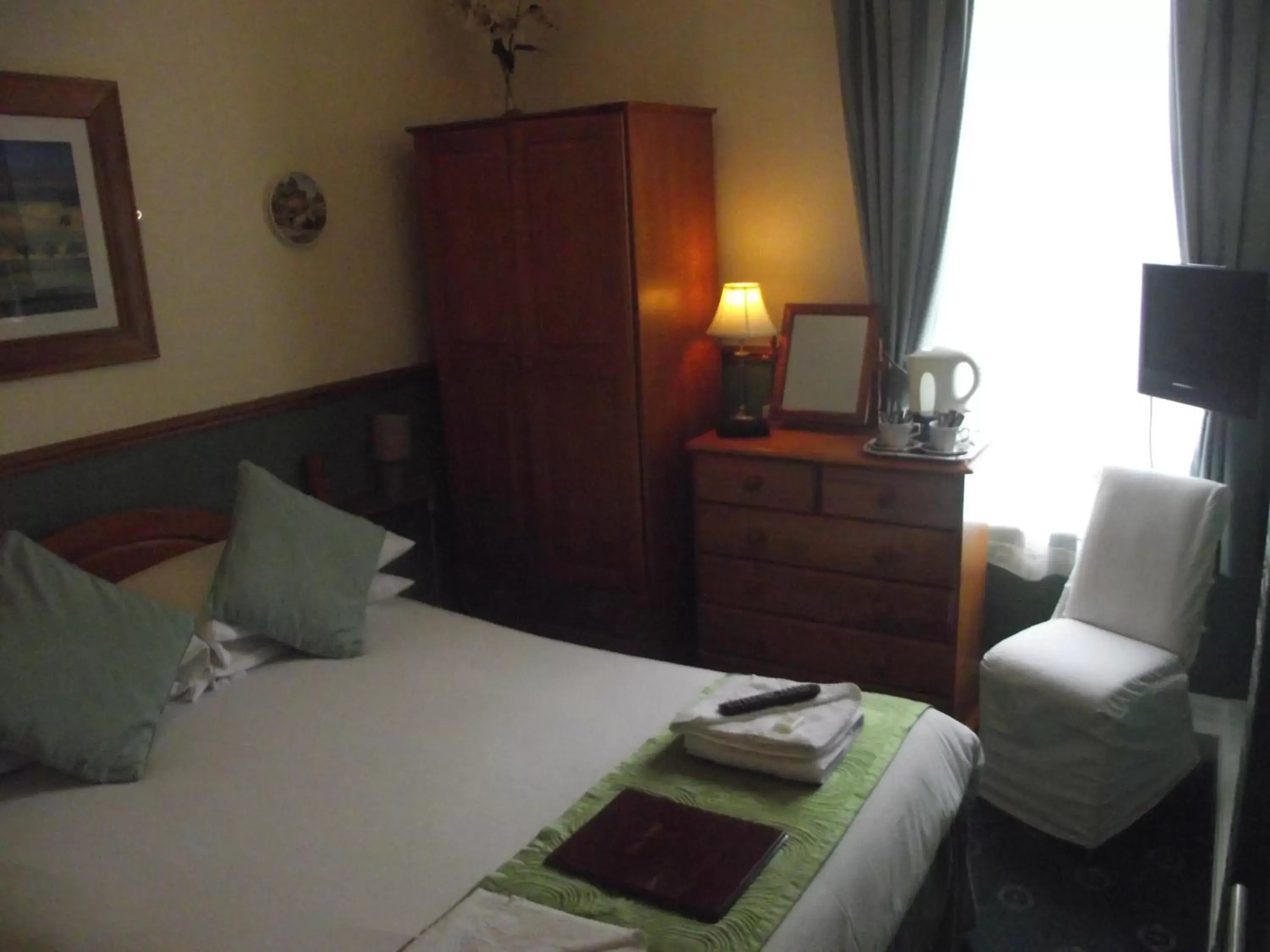 Budget Double Room in The Molly House Budget Double Room in The Molly House