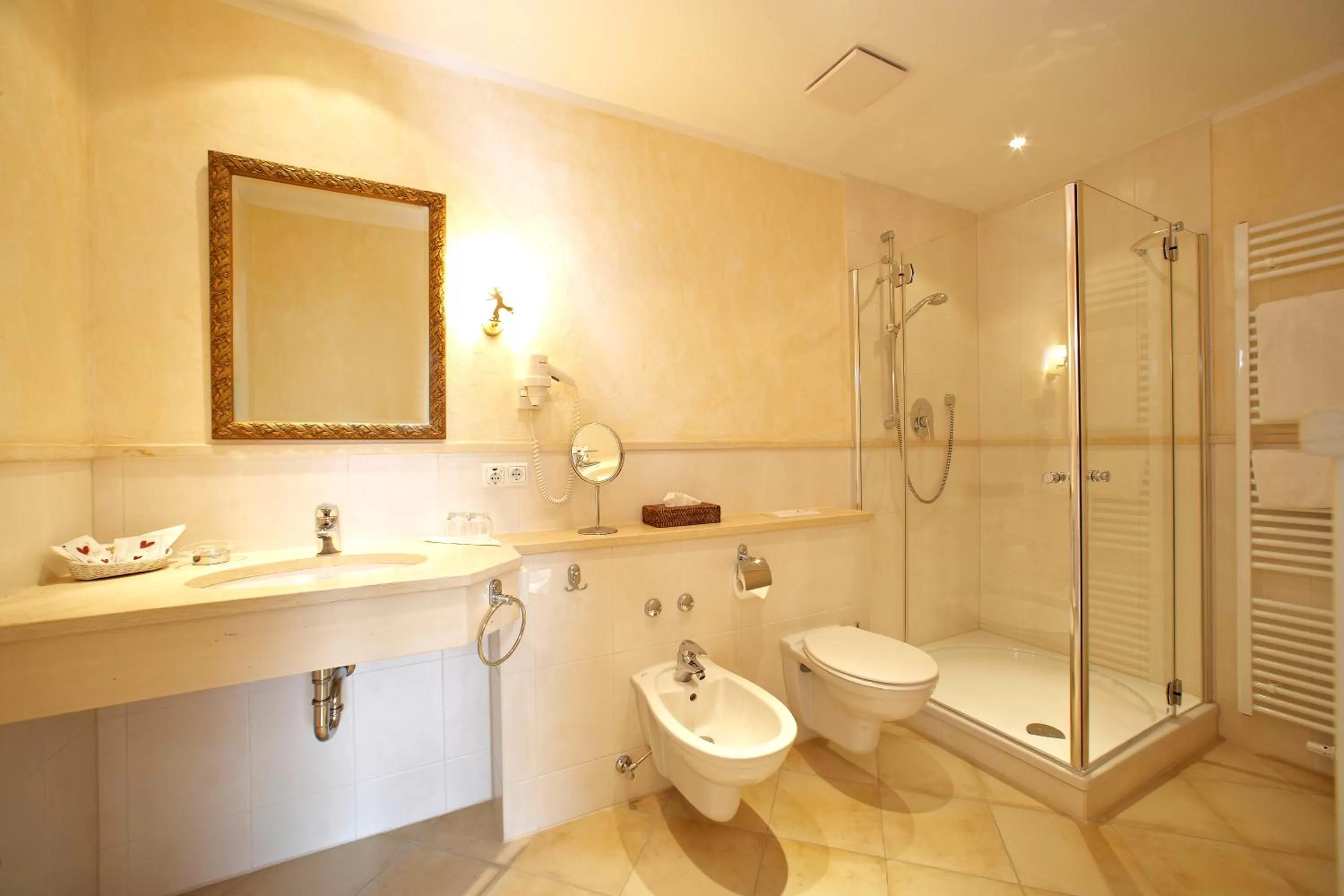 Shower in Seehaus Riessersee