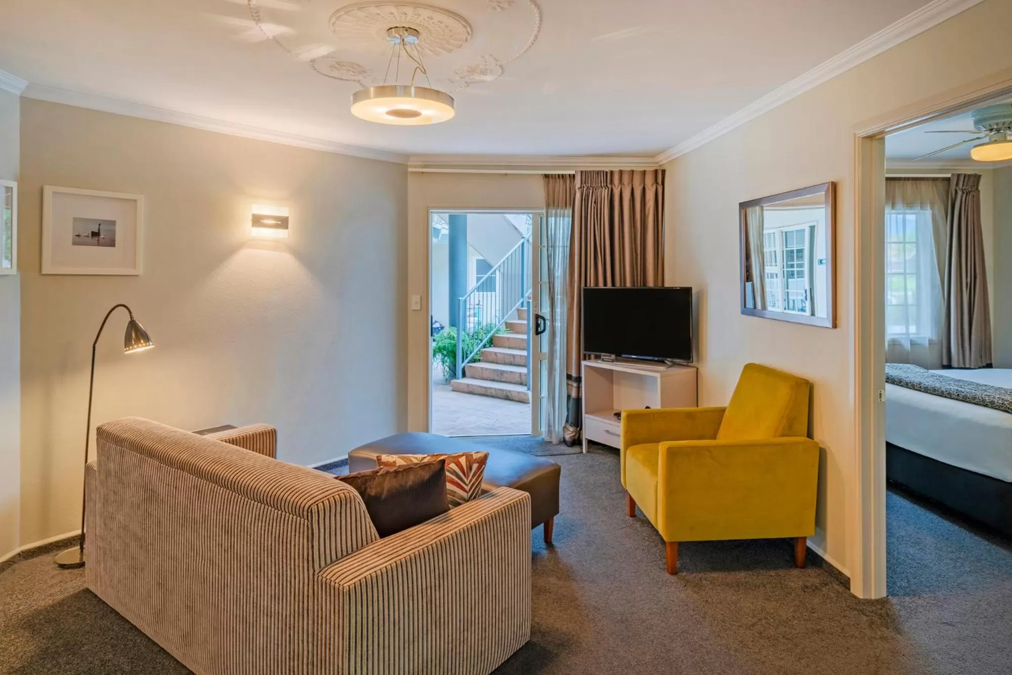 Living room in Silver Fern Rotorua Suites & Spa