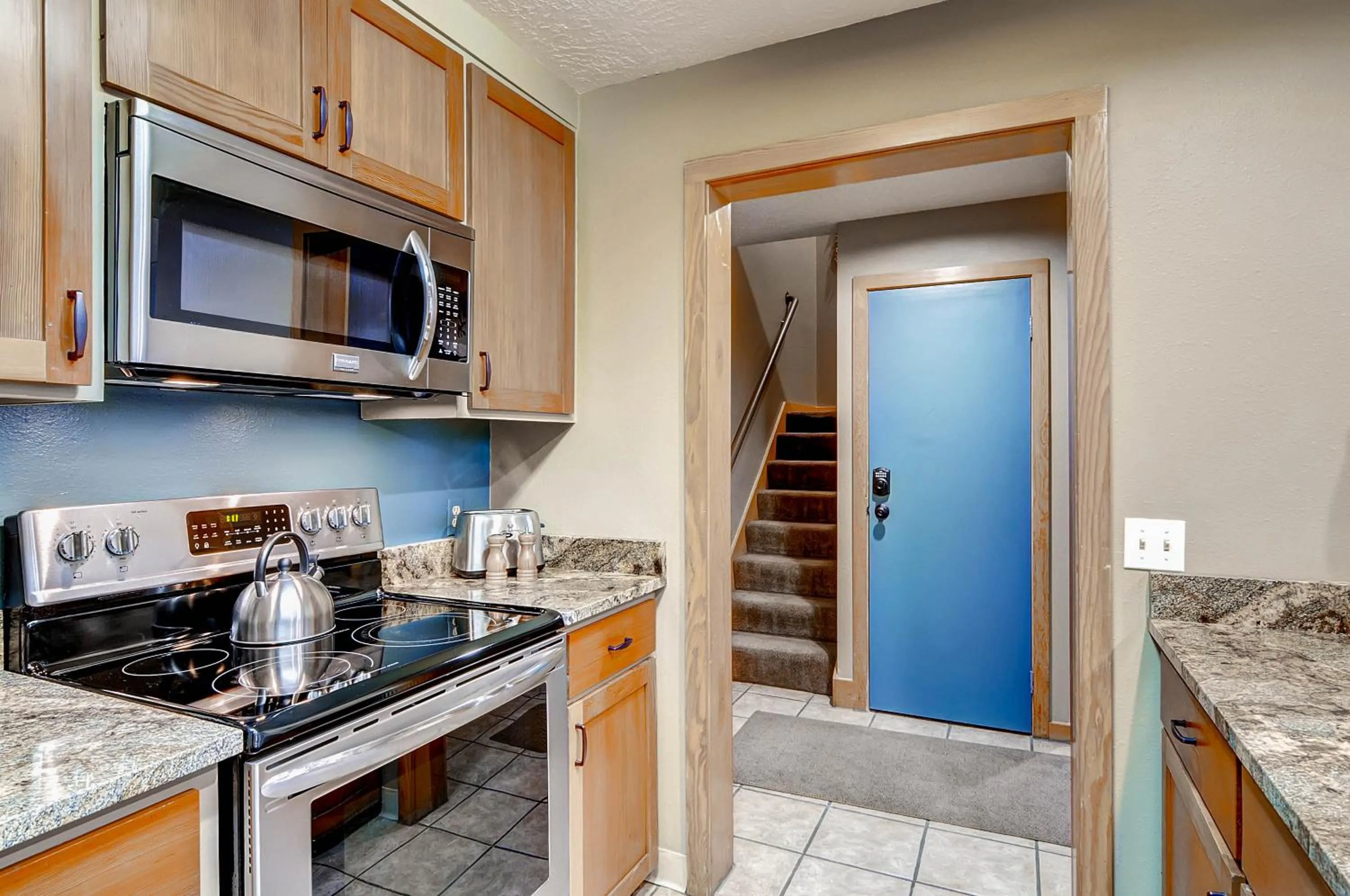 Kitchen or kitchenette in Evergreen Condominiums by Vail Resorts