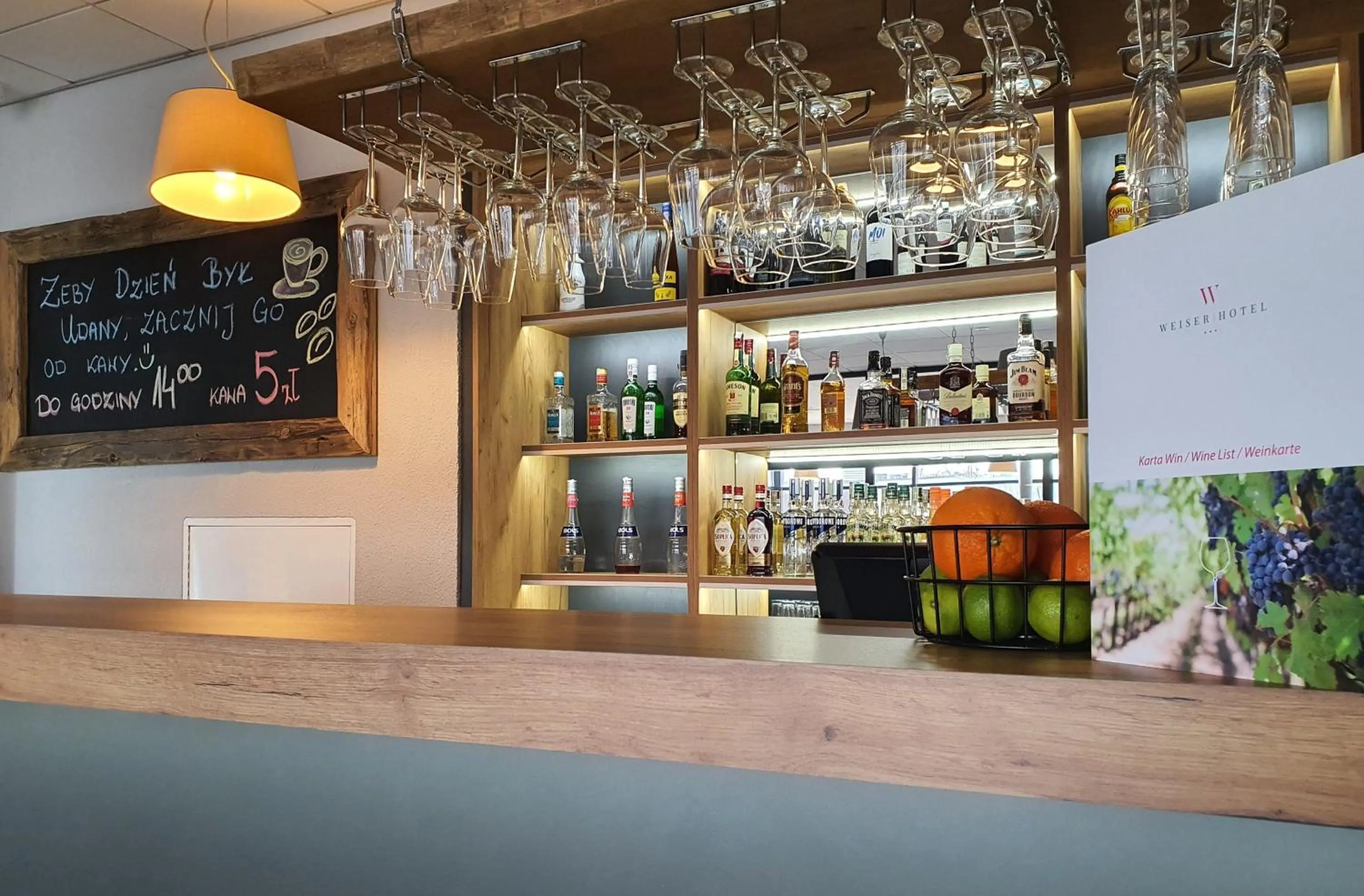 Lounge or bar in Weiser Hotel