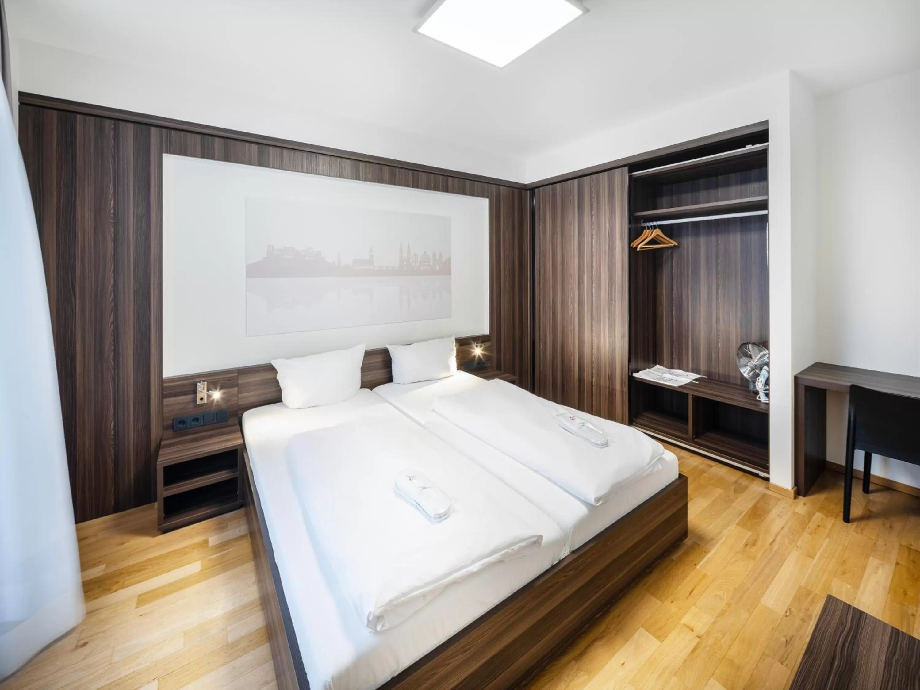 Bed in sevenDays Hotel BoardingHouse