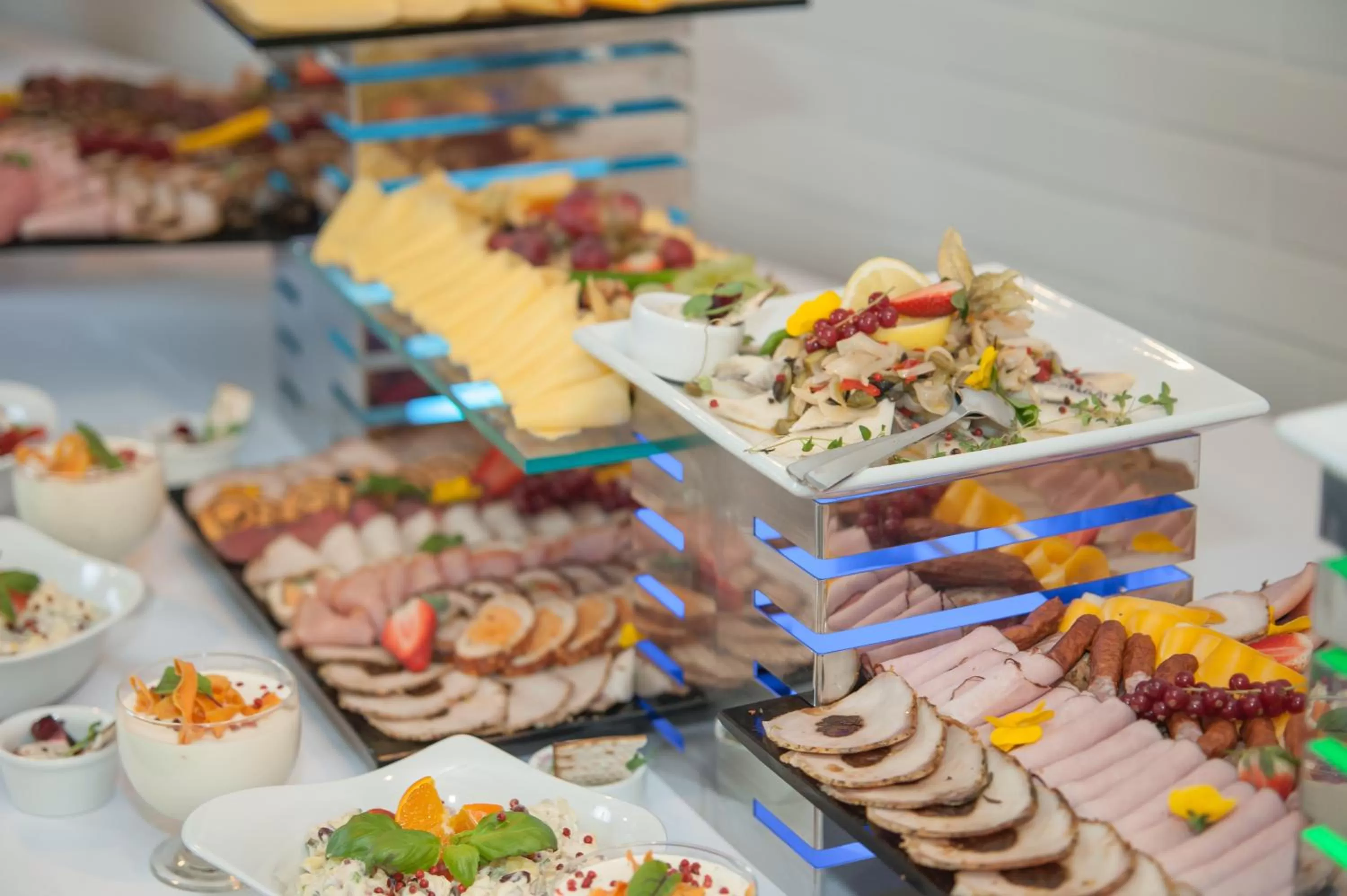 Food and drinks in Express Kraków Hotel