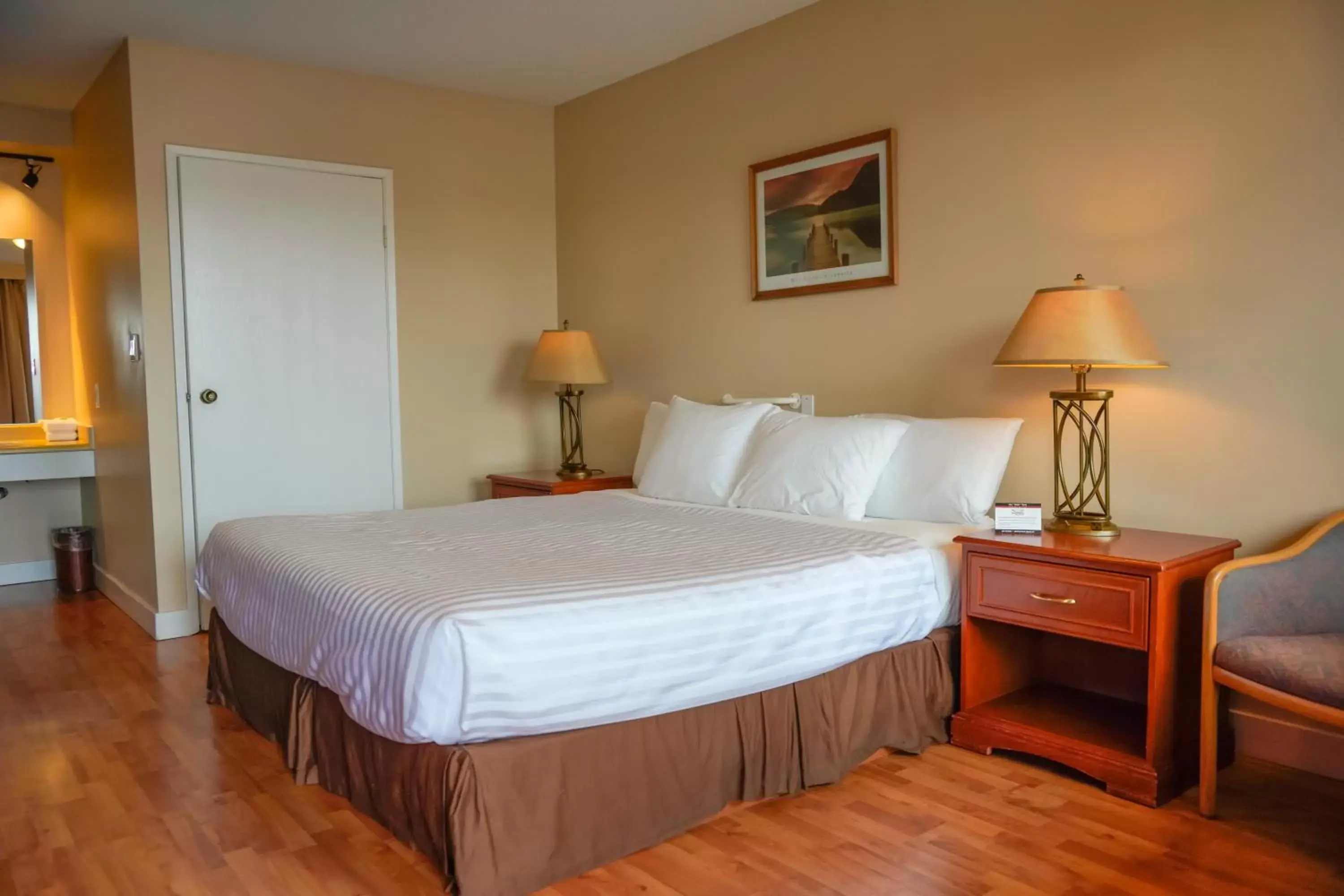 King Room - single occupancy in Thunderbird Motor Inn King Room - single occupancy in Thunderbird Motor Inn