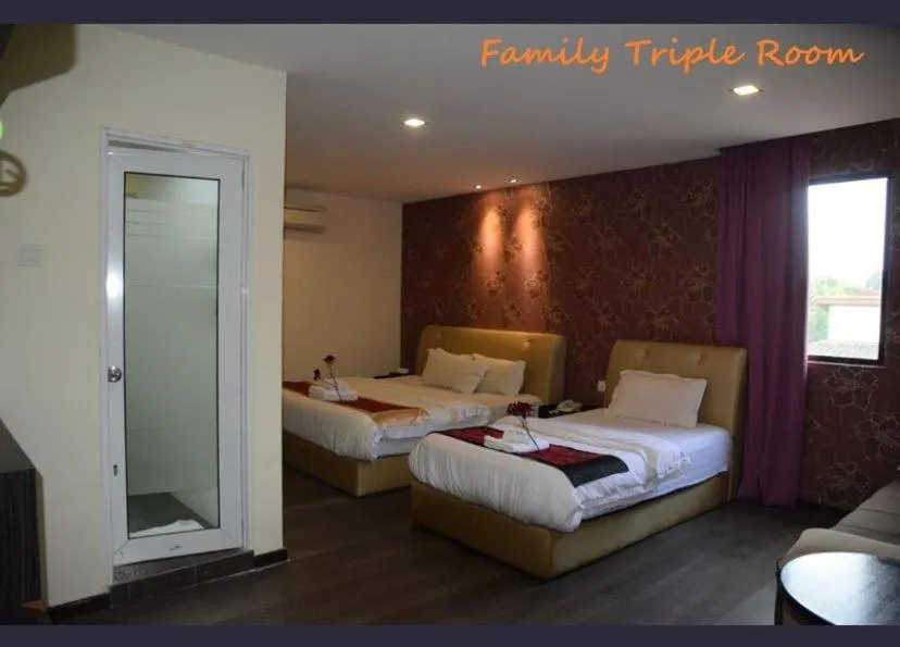 Photo of the whole room, Bed in I Garden Hotel