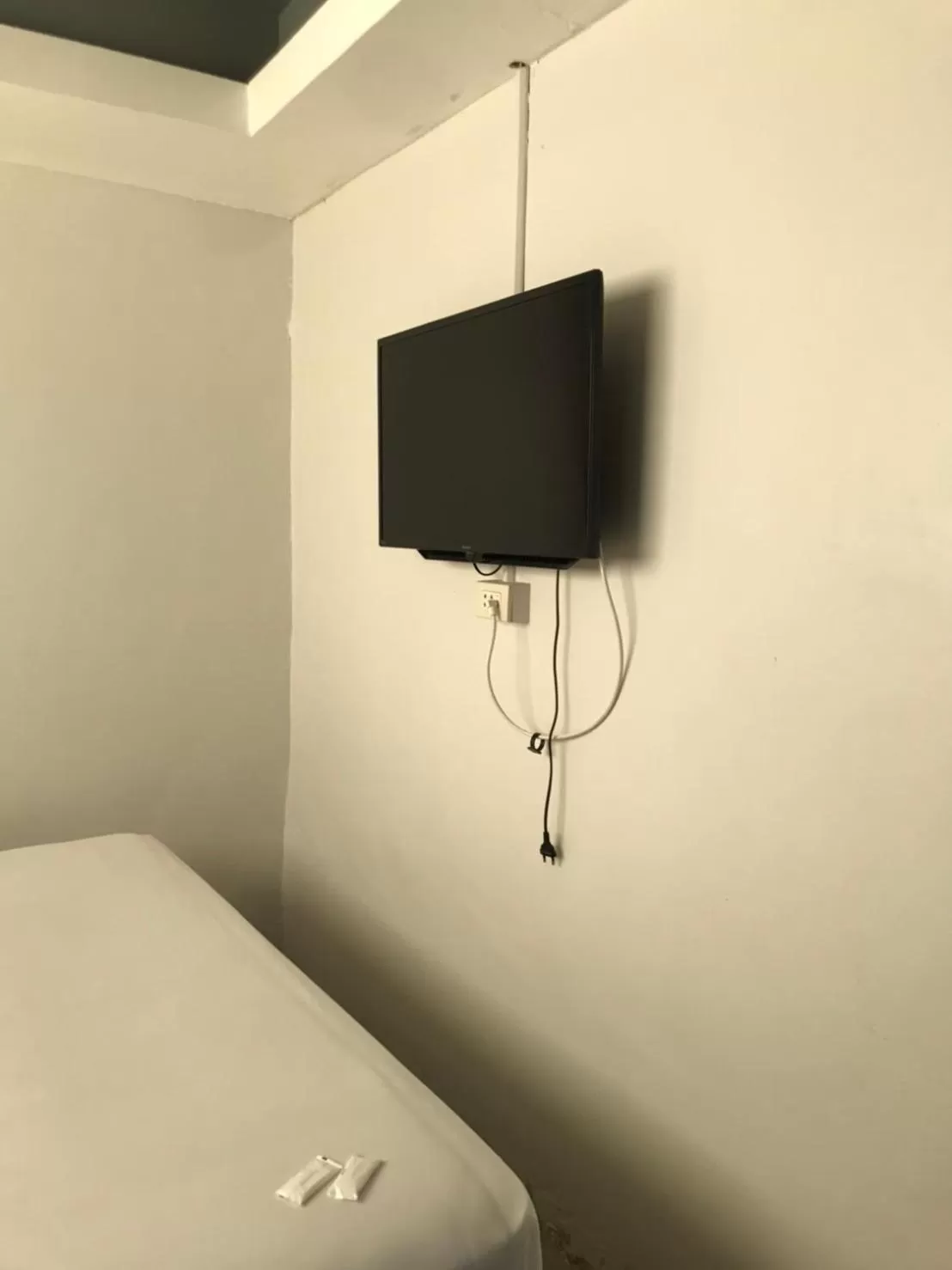 TV/Entertainment Center in Rod Fai Fah Apartment