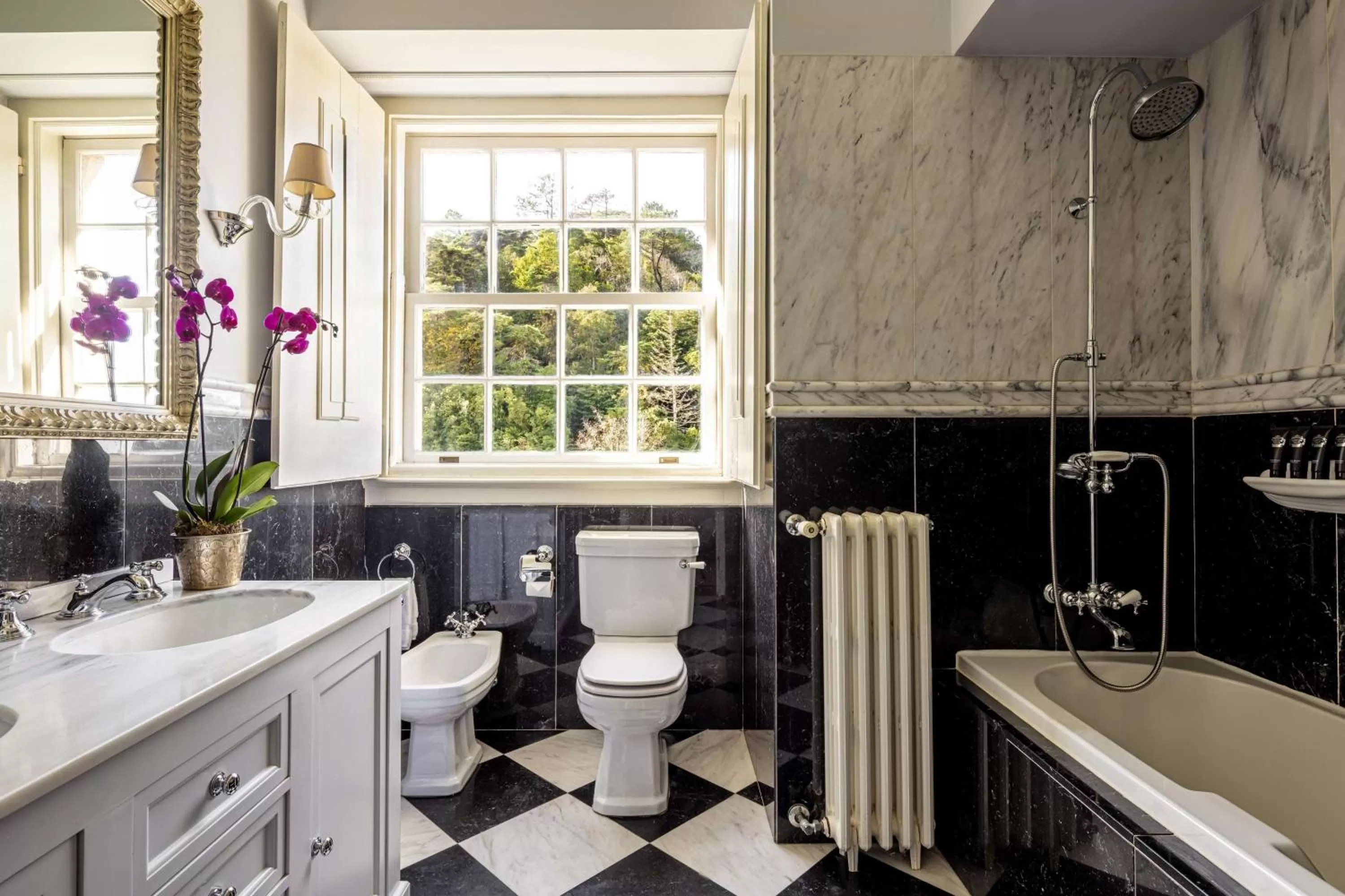 Shower in Valverde Sintra Palácio de Seteais - The Leading Hotels of the World