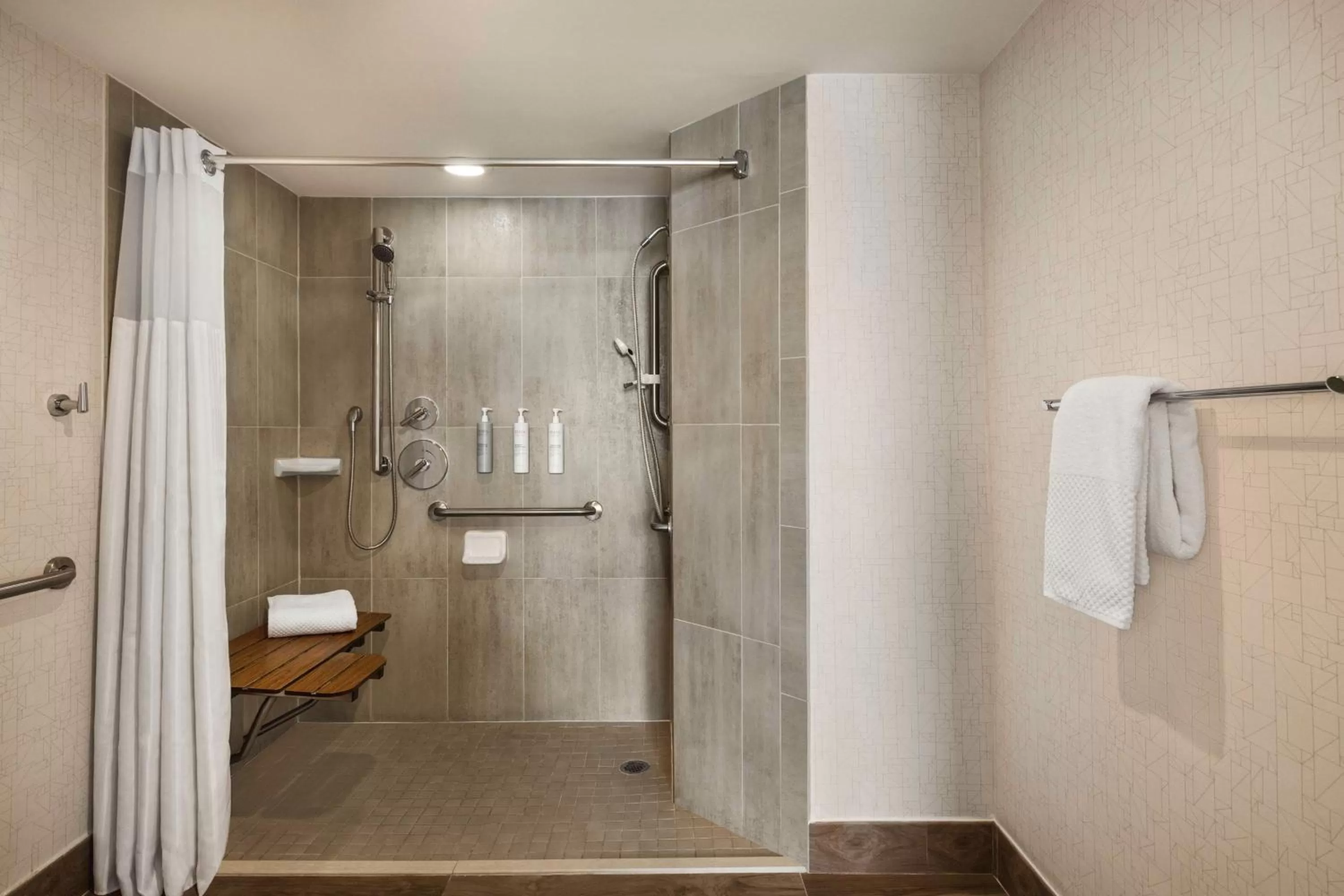 Bathroom in Embassy Suites by Hilton Miami International Airport