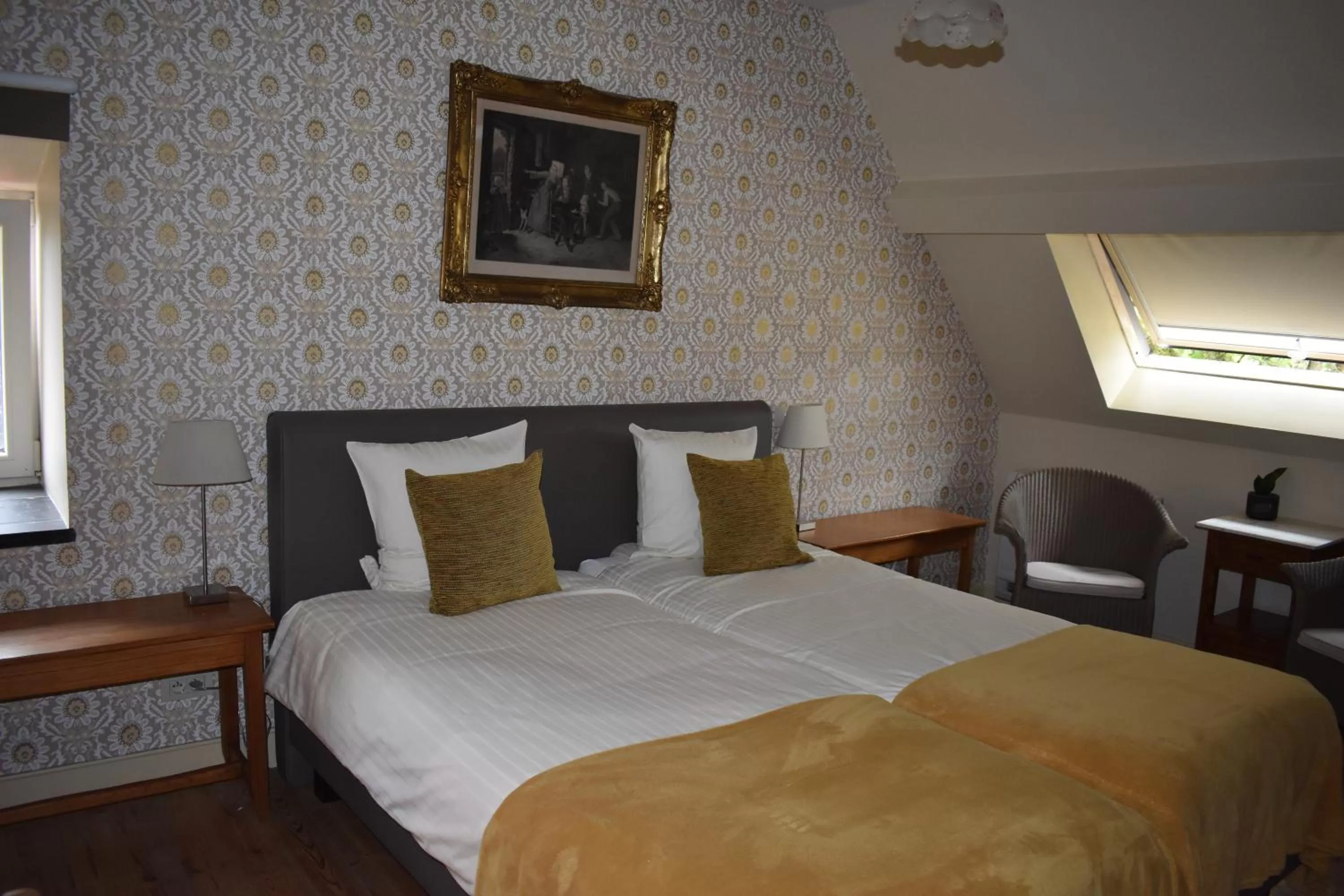 Bedroom, Bed in B&B Pastorie van Merkem