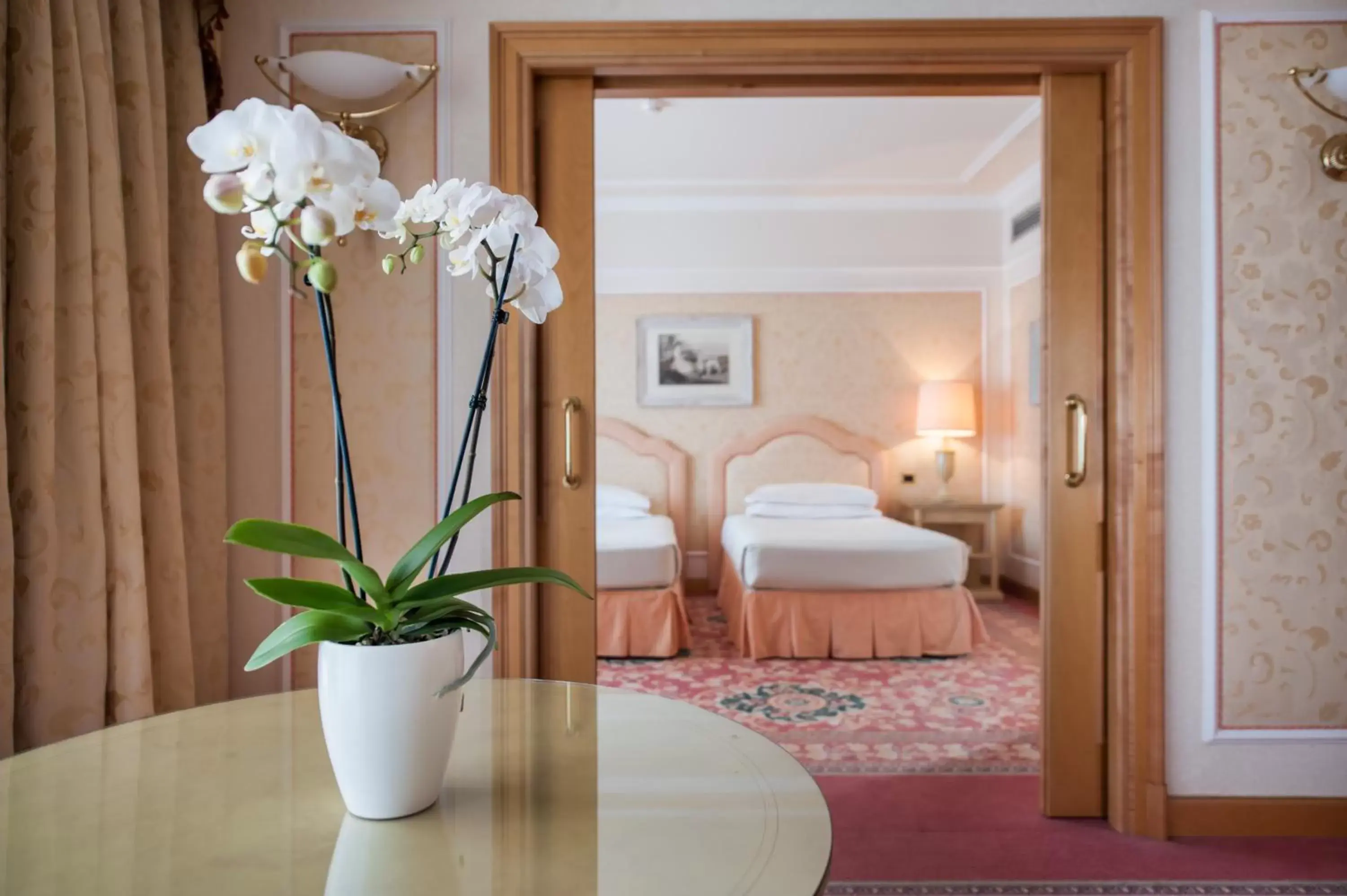 Suite in Royal Hotel Carlton Suite in Royal Hotel Carlton