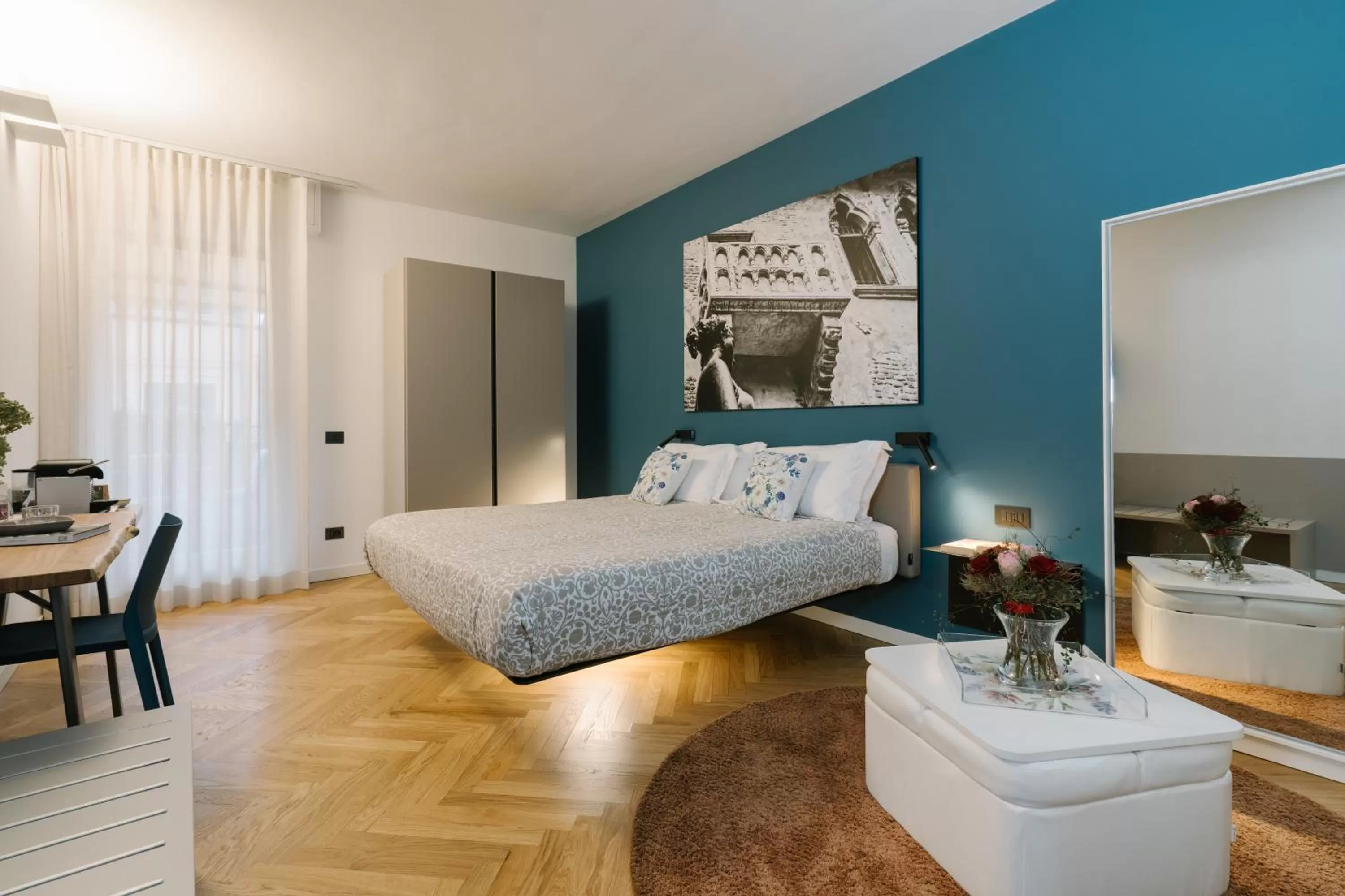 Photo of the whole room, Bed in Hotel Giulietta e Romeo ***S