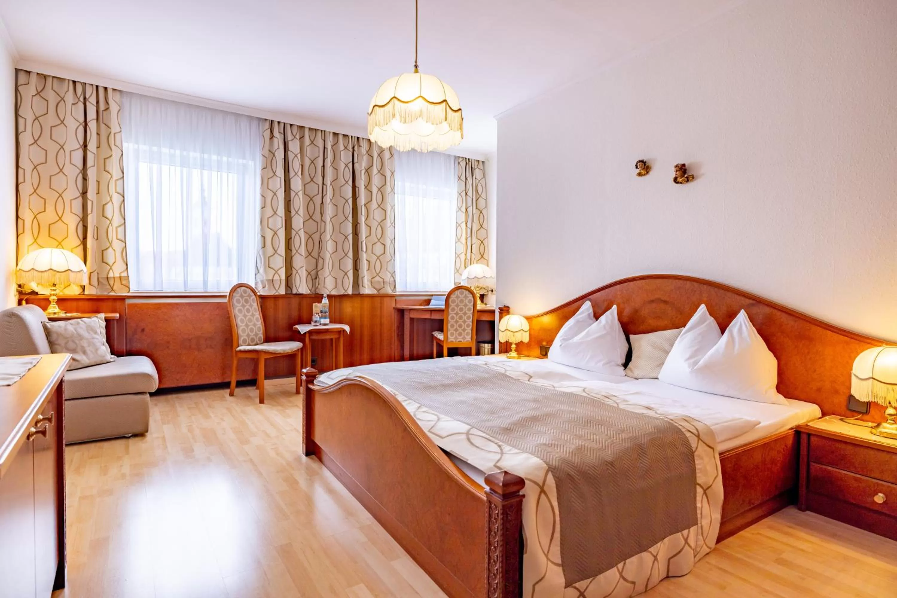 Photo of the whole room, Bed in Hotel-Restaurant Minichmayr