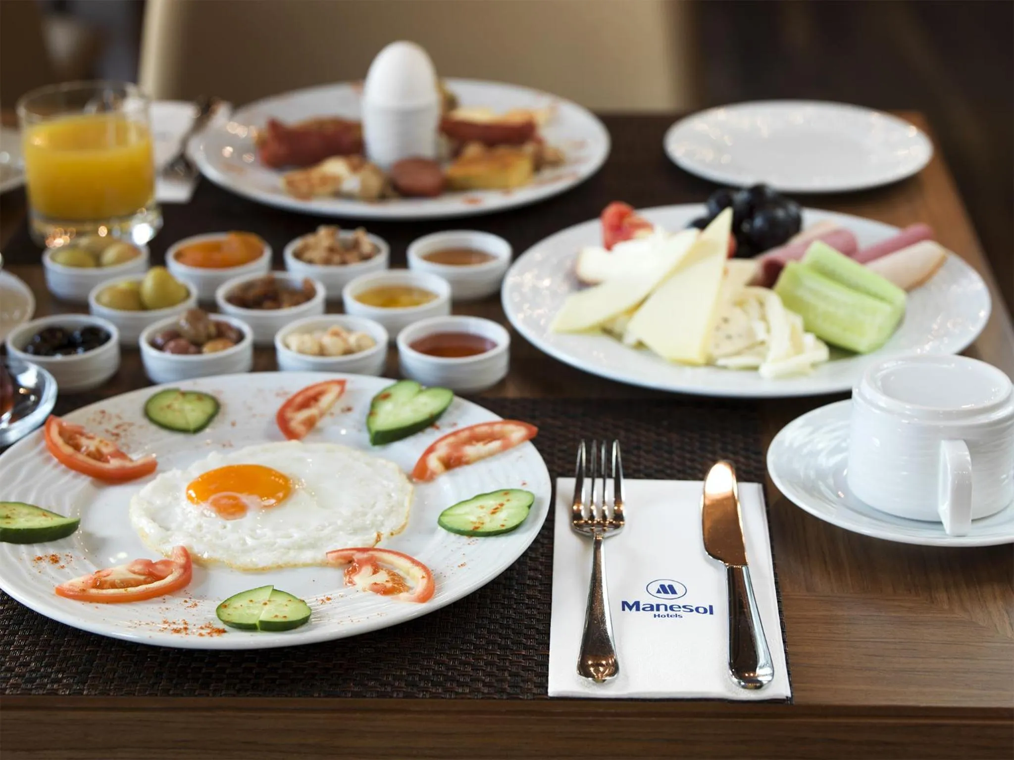 Restaurant/places to eat in Manesol Boutique Galata