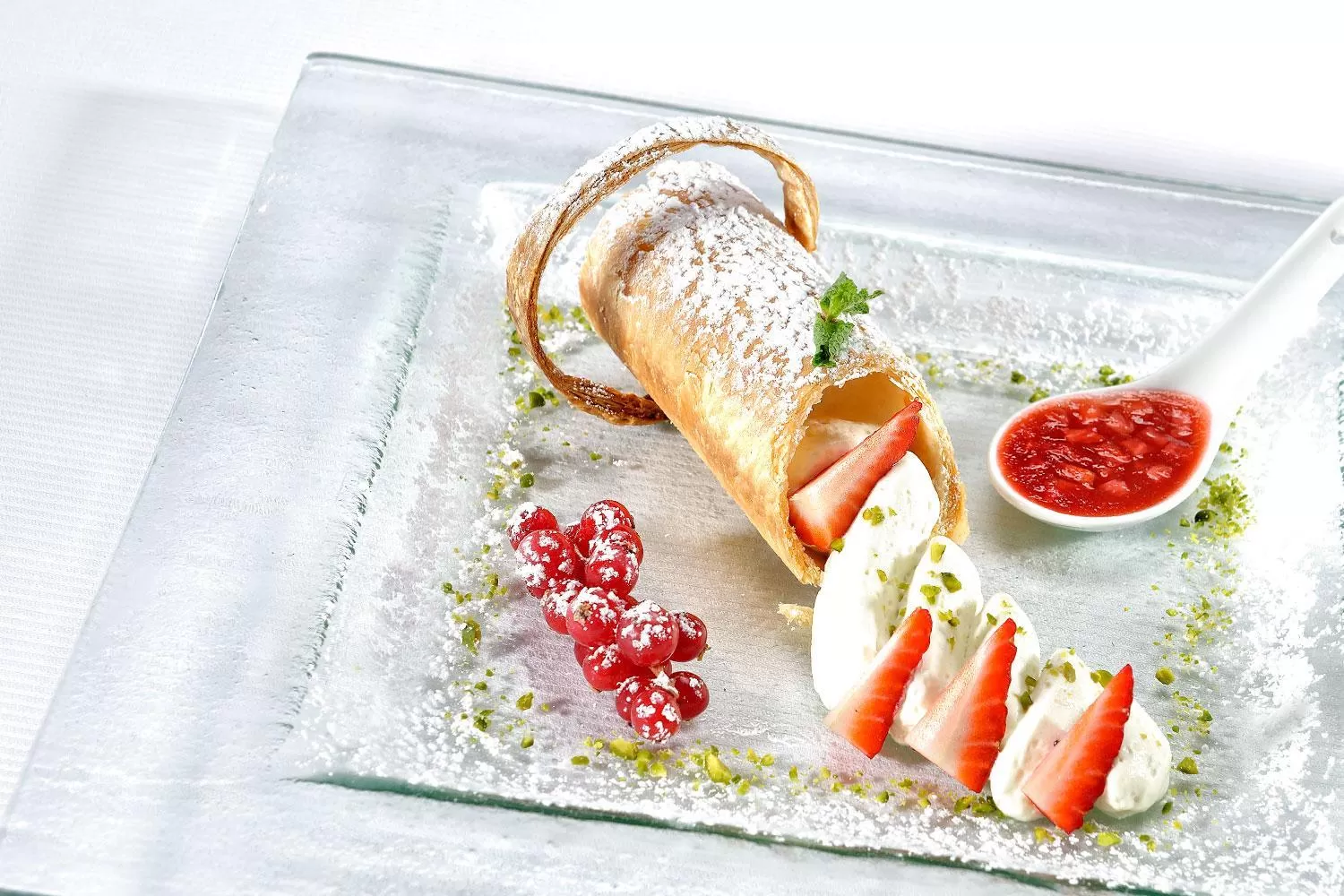 Restaurant/places to eat in Romantik Hotel Mont Blanc au Lac