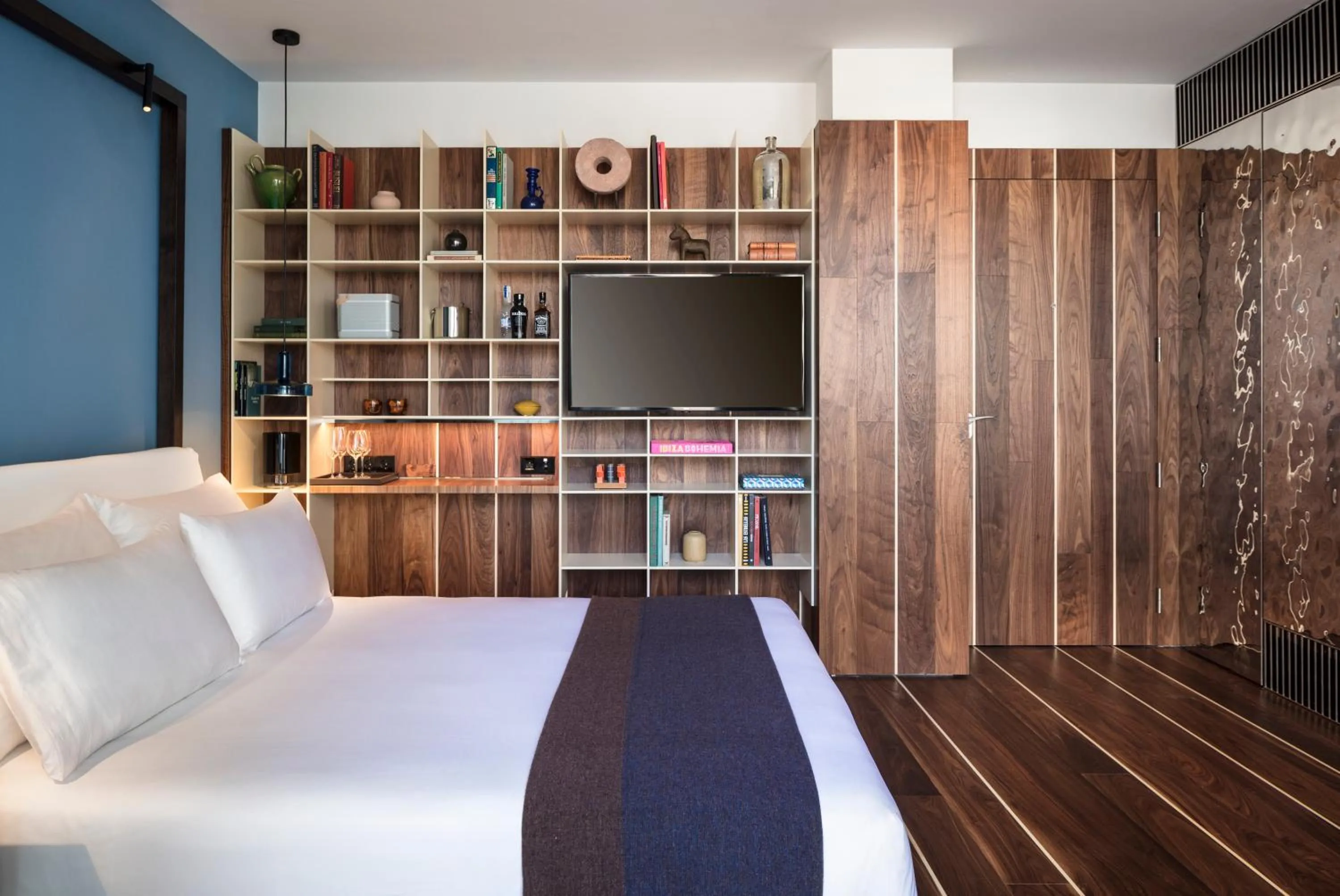 Library, Bed in NH Collection Ibiza