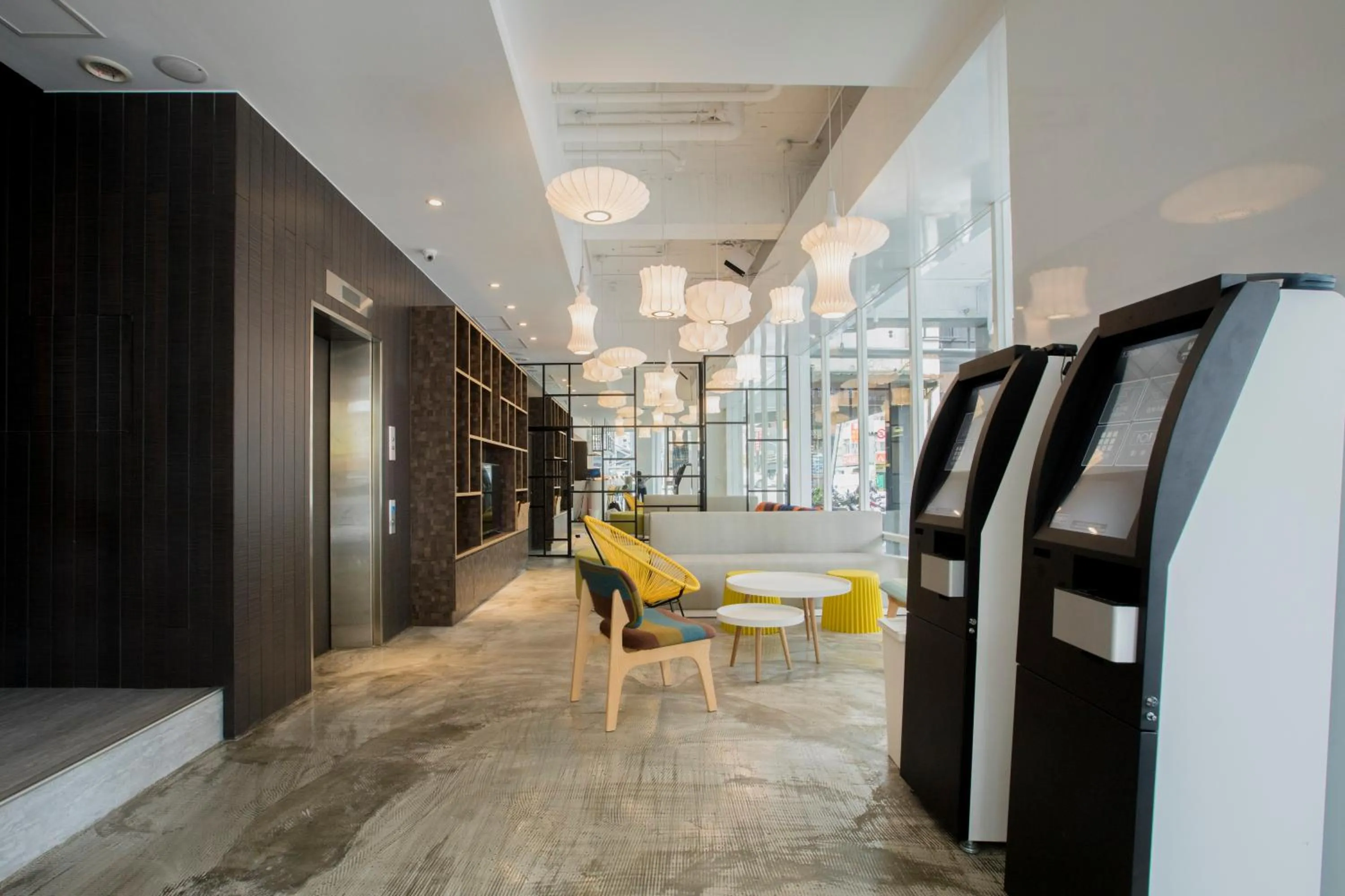 Lobby or reception in Single Inn-Kaohsiung Station