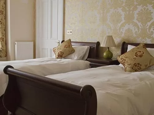 Twin Room with Private Bathroom in Abbotsleigh of Whitby