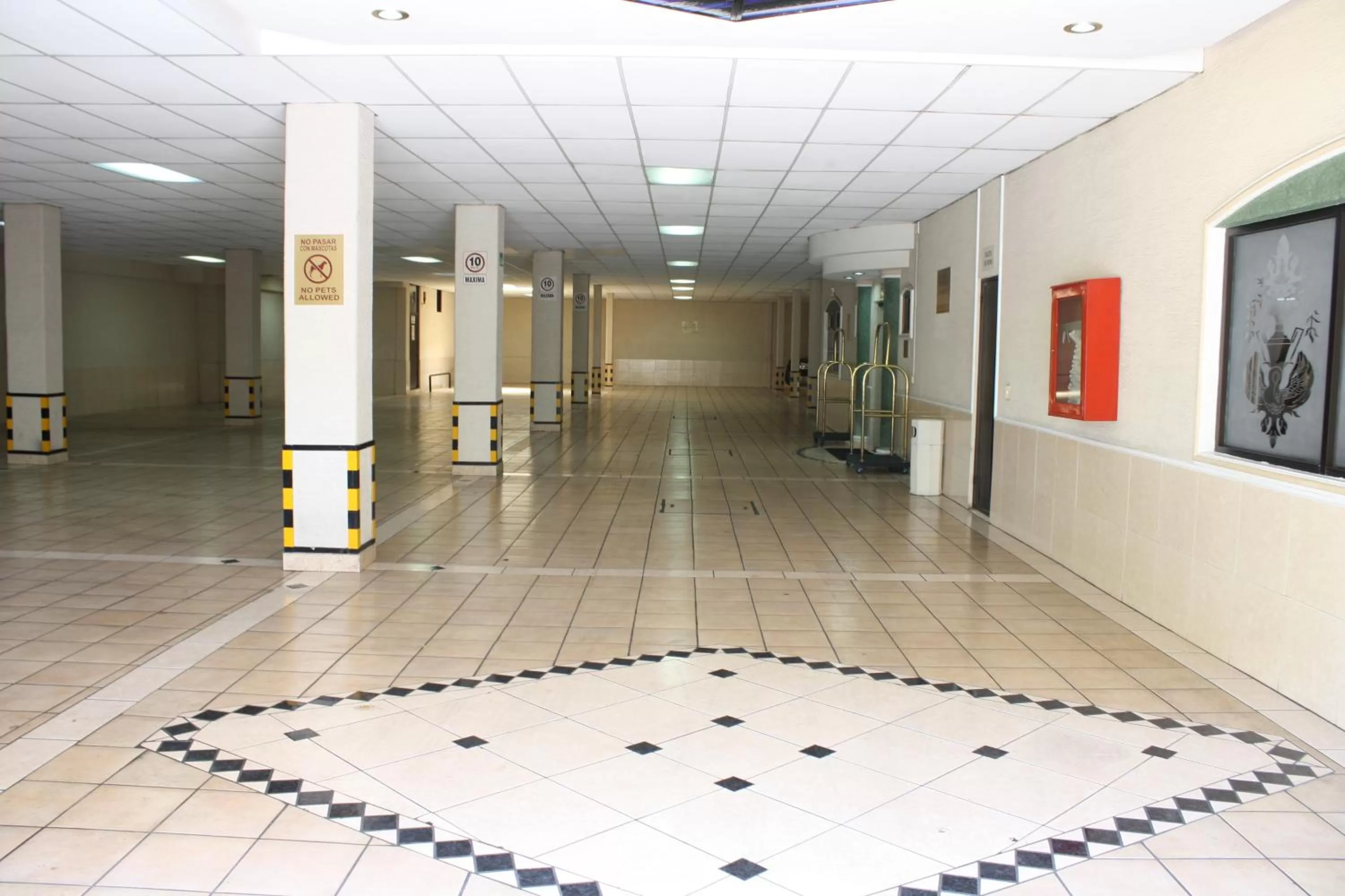 Parking in Hotel Casino Plaza