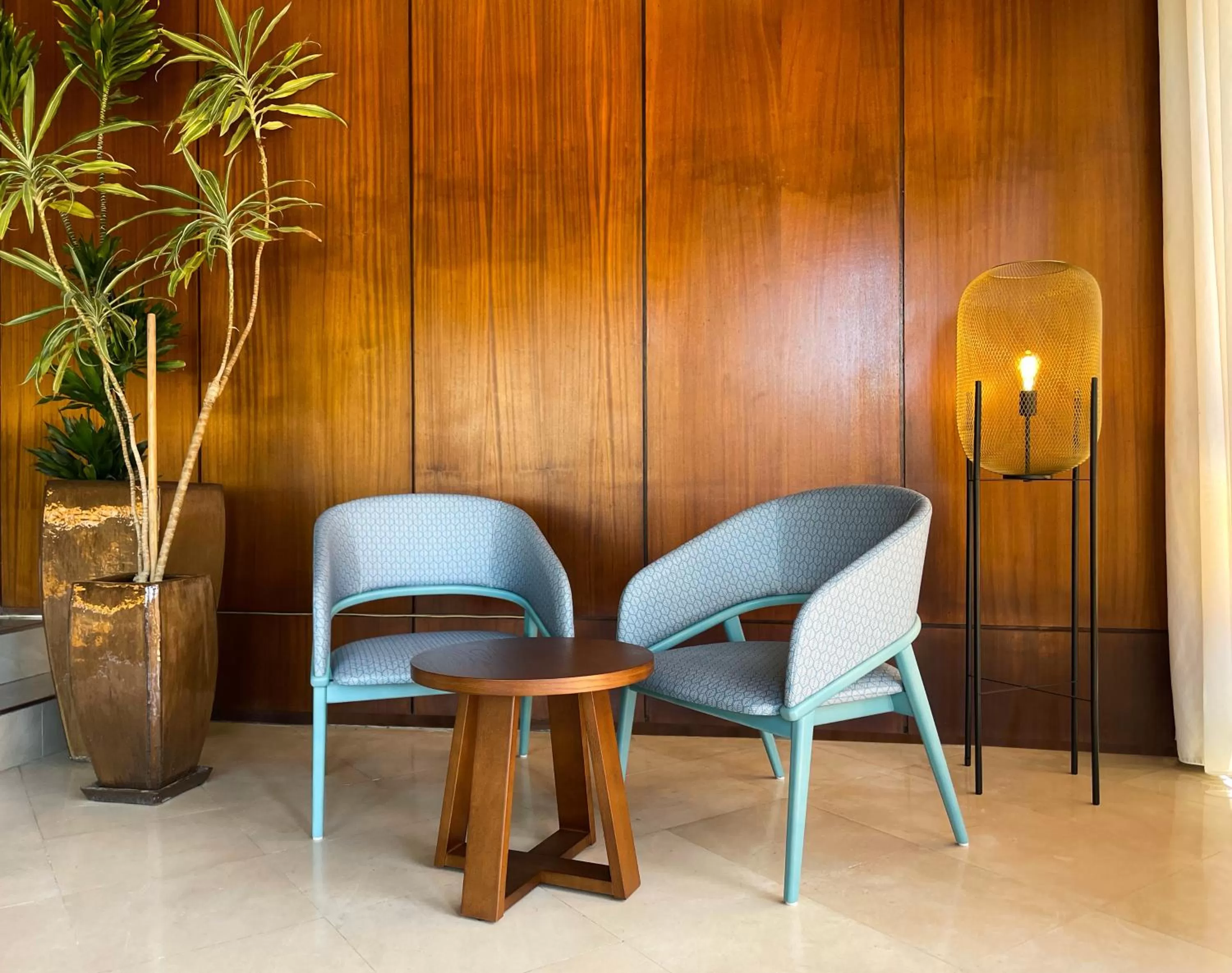 Living room in Auramar Beach Resort