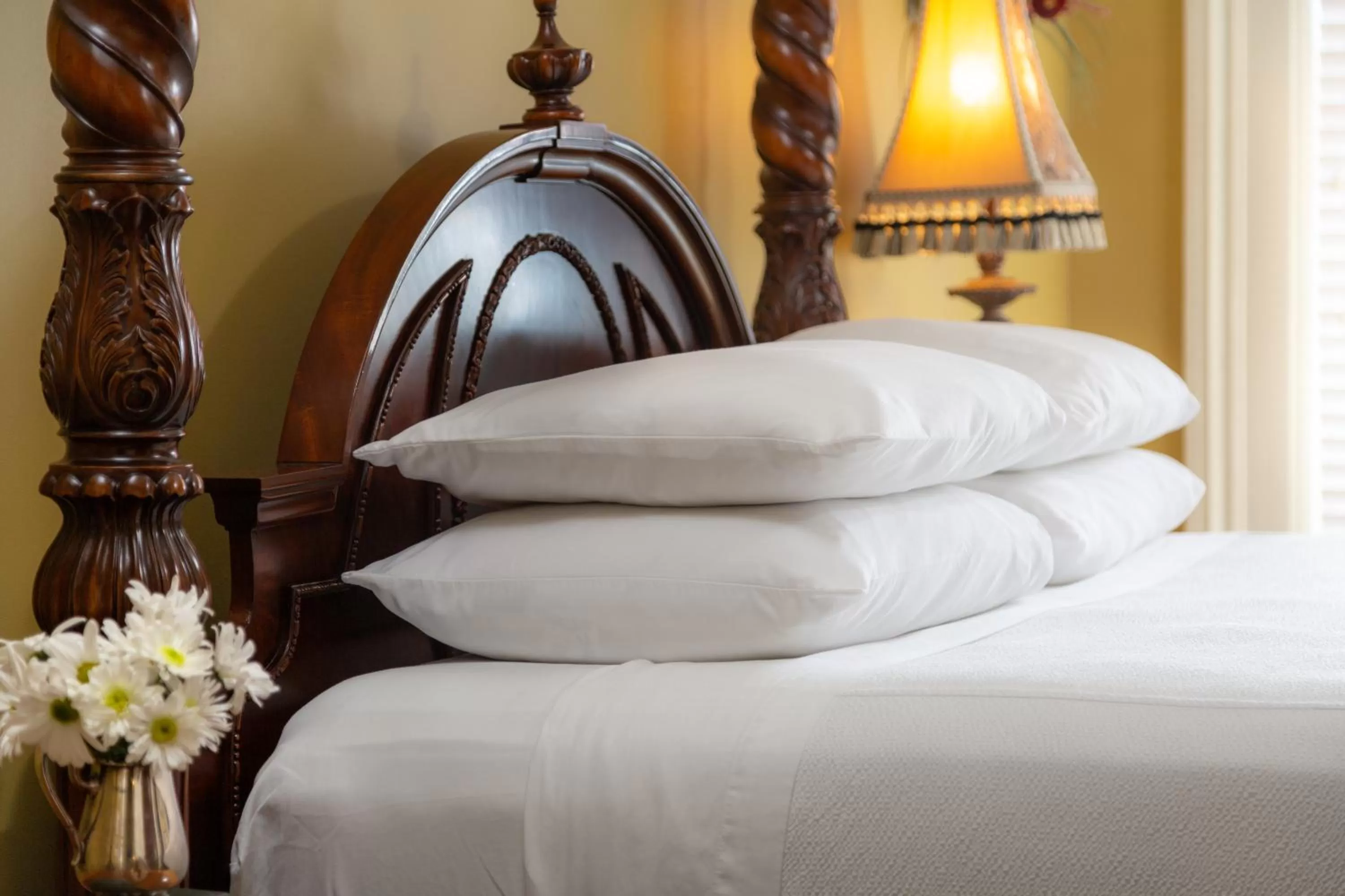 Decorative detail, Bed in The Inn on West Liberty