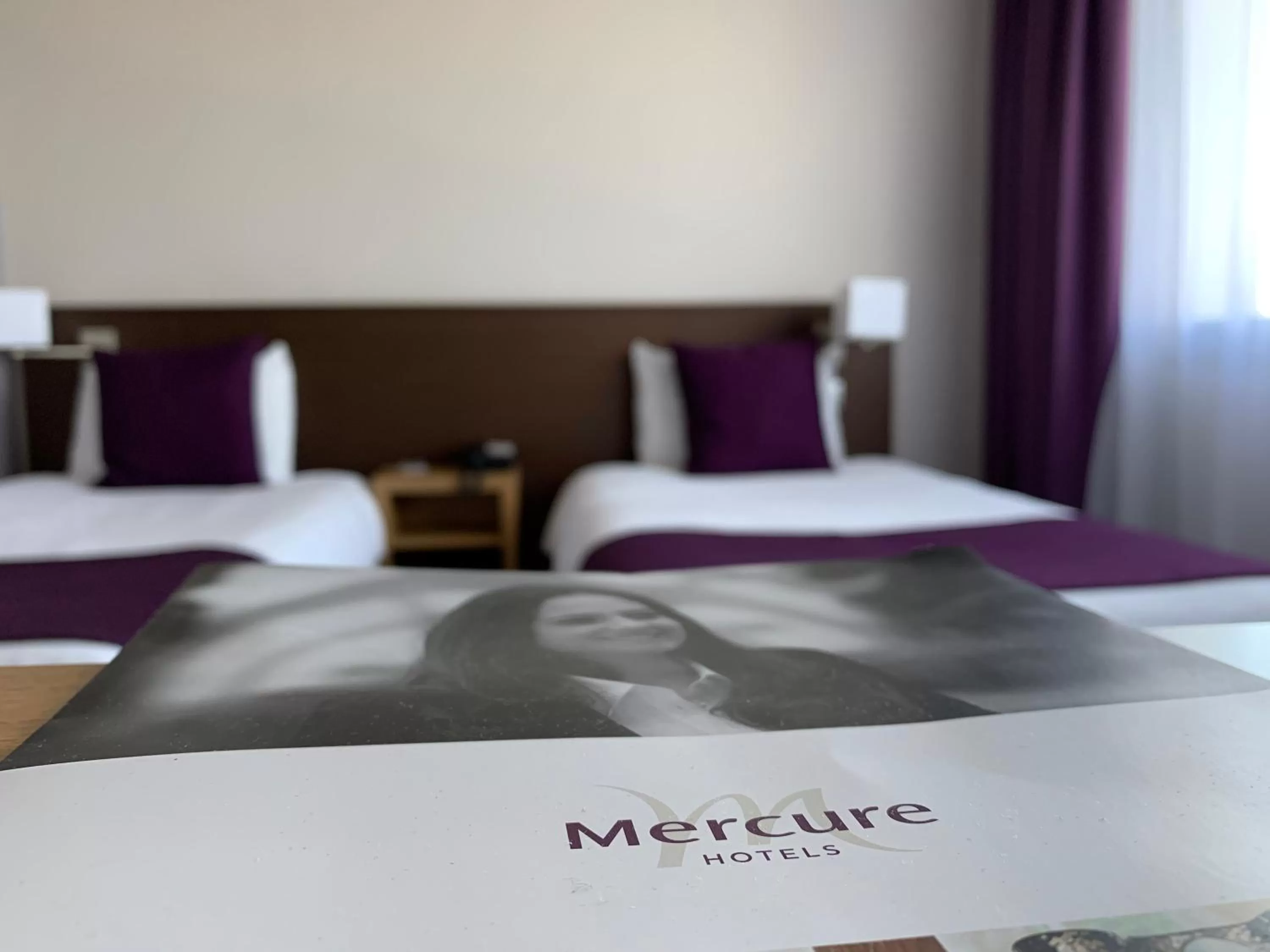 Bedroom, Bed in Mercure Toulouse Aéroport Golf de Seilh