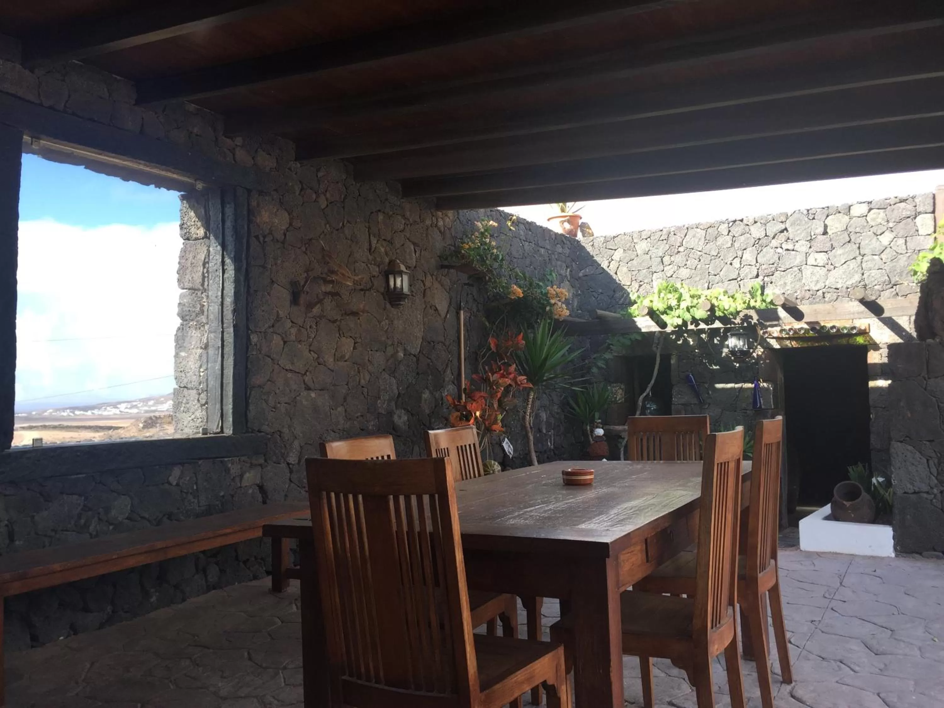 BBQ facilities, Restaurant/Places to Eat in Villa El Jable Lanzarote
