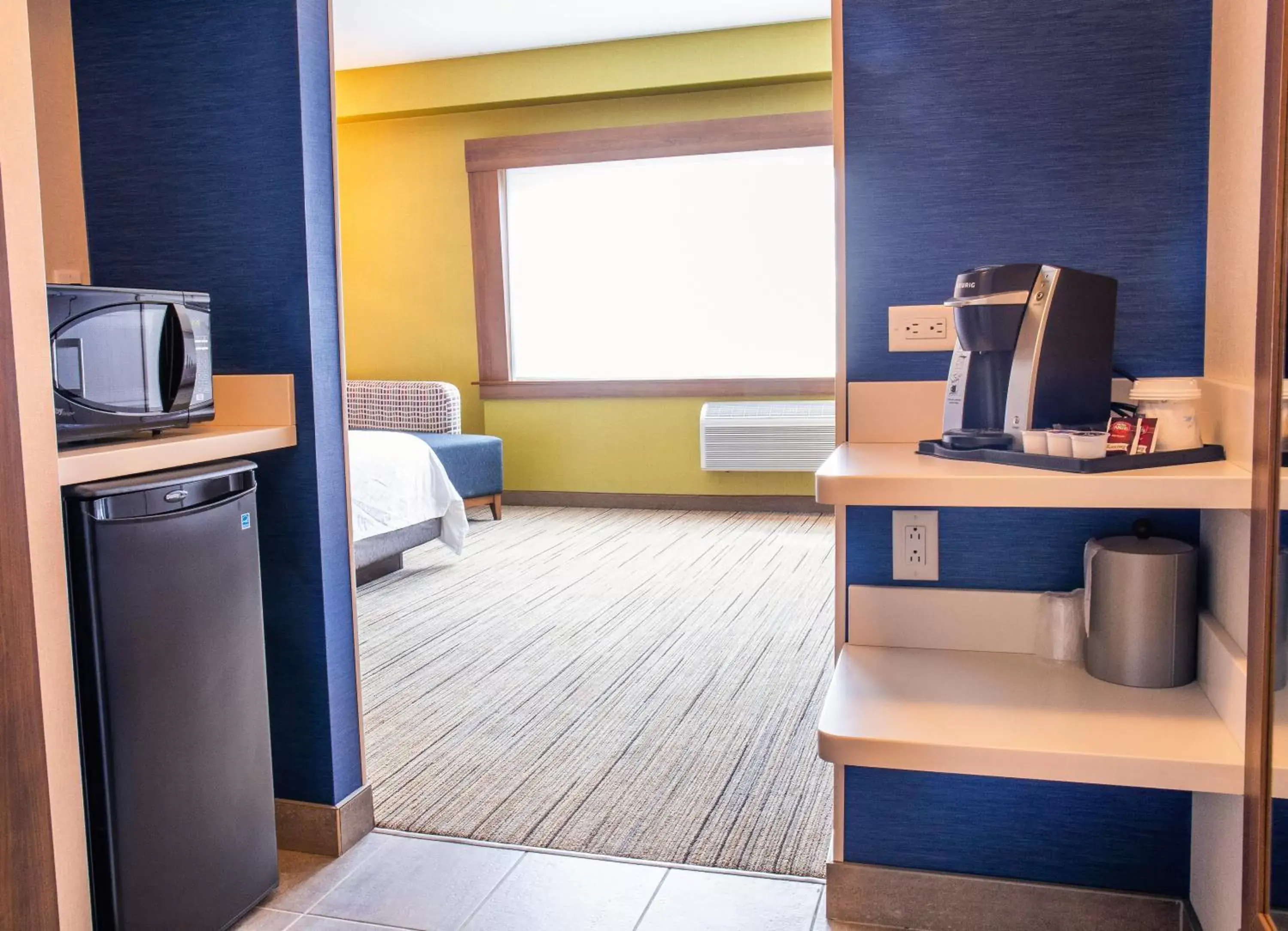 Holiday Inn Express & Suites - Halifax – Dartmouth Holiday Inn Express & Suites - Halifax – Dartmouth