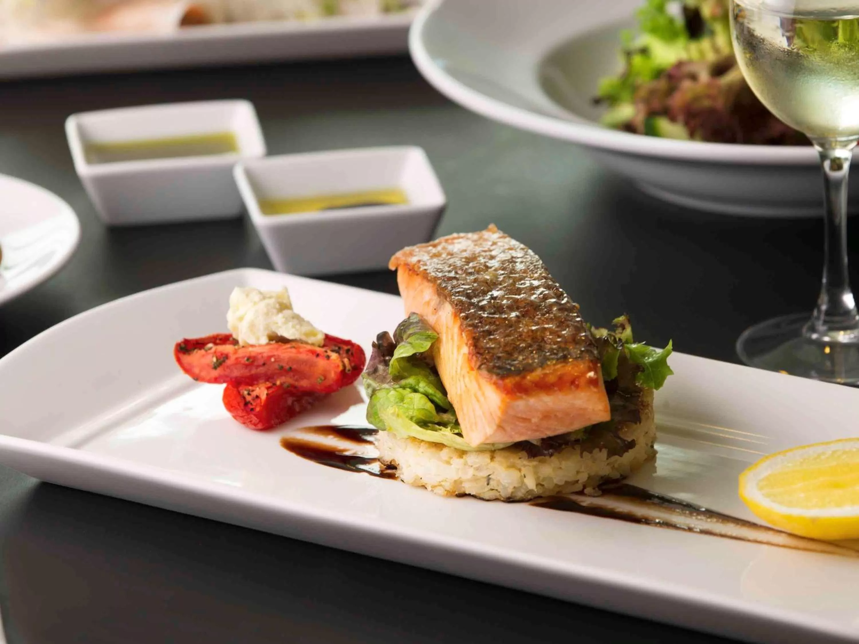 Restaurant/places to eat in Novotel Brisbane Airport